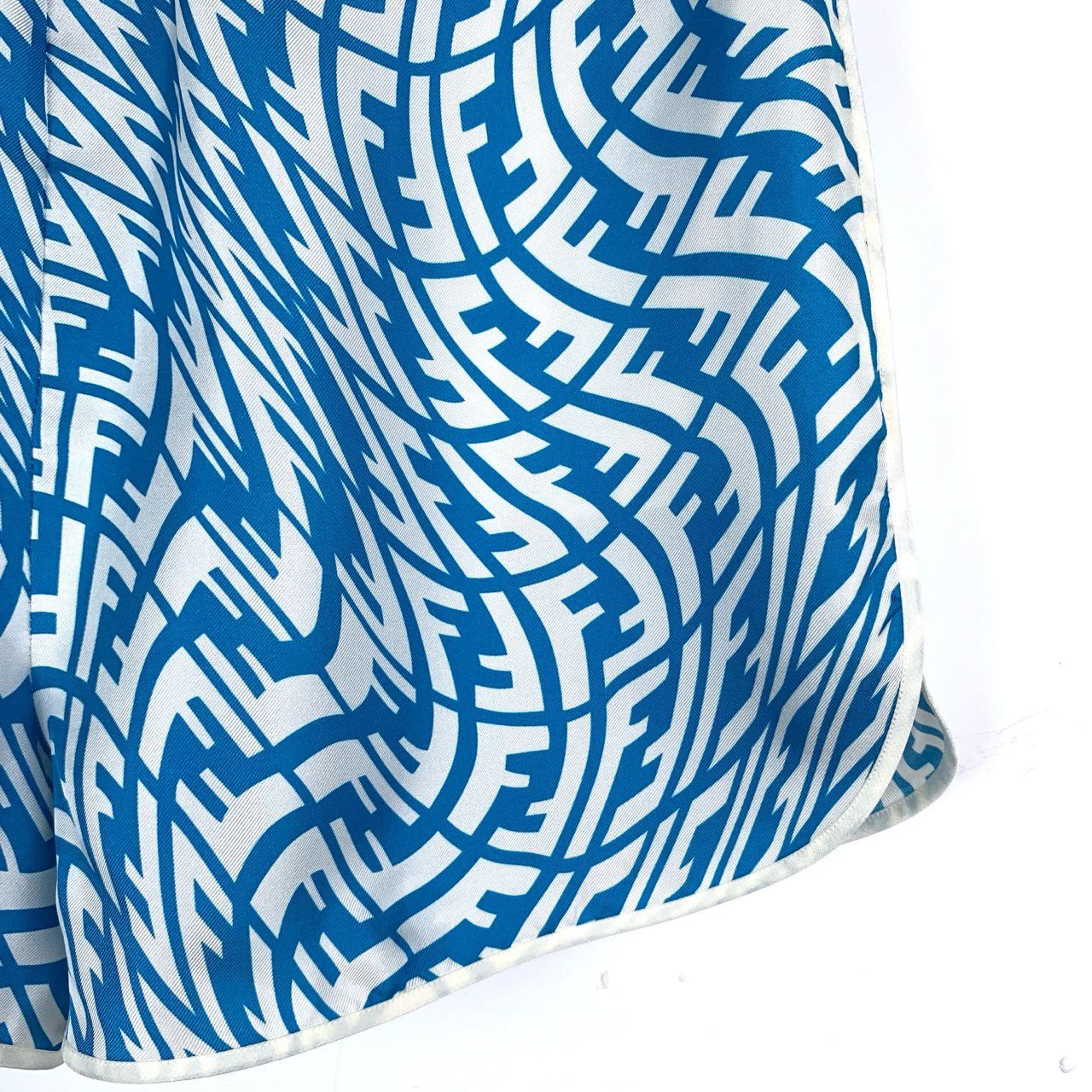 Fendi Fendi Logo Letter Print Elastic Waist Blue Silk Shorts Size 28" / US 6 / IT 42 - 4 Thumbnail