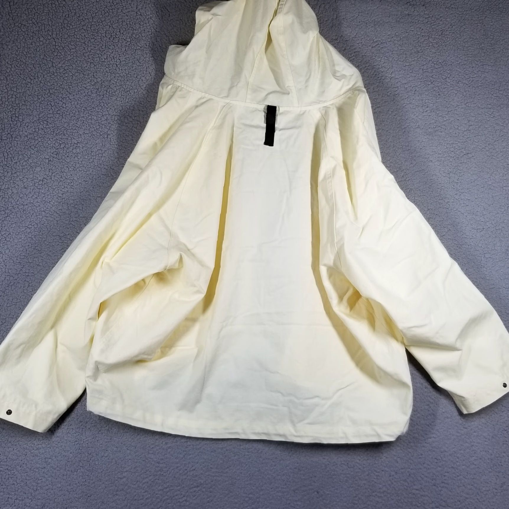 Nike VINTAGE Nike Women's 3-in-1 Therma-Fit Jacket Casual Fall Winter Puffer Cream White Size L / US 10 / IT 46 - 5 Thumbnail