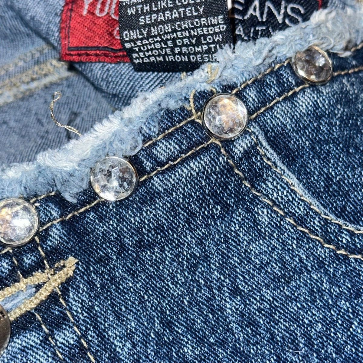 Other Vintage Y2K Younique embellished waist flare leg jeans Size 26" / US 2 / IT 38 - 6 Thumbnail
