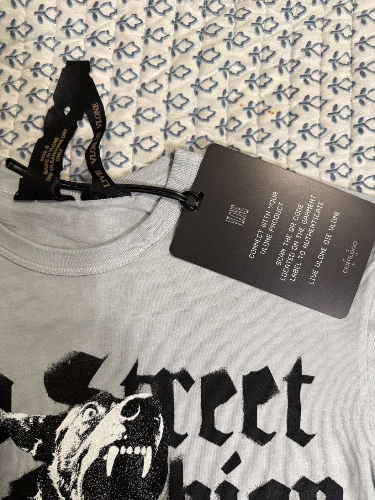 Vlone Vlone Bite Before You Bark tee Gray size SM Size US S / EU 44-46 / 1 - 5 Thumbnail