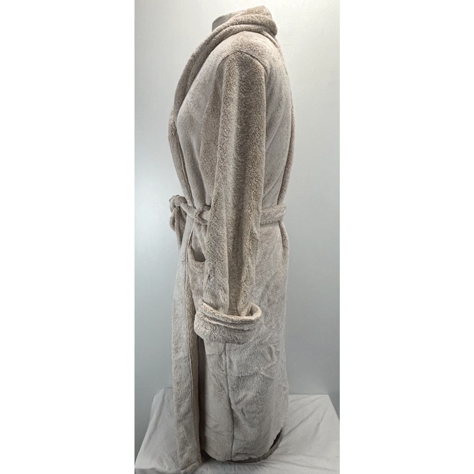 Vintage VINTAGE Stan Herman Plush Robe Women’s Large Beige Belt Pockets Lounge Size ONE SIZE - 2 Thumbnail