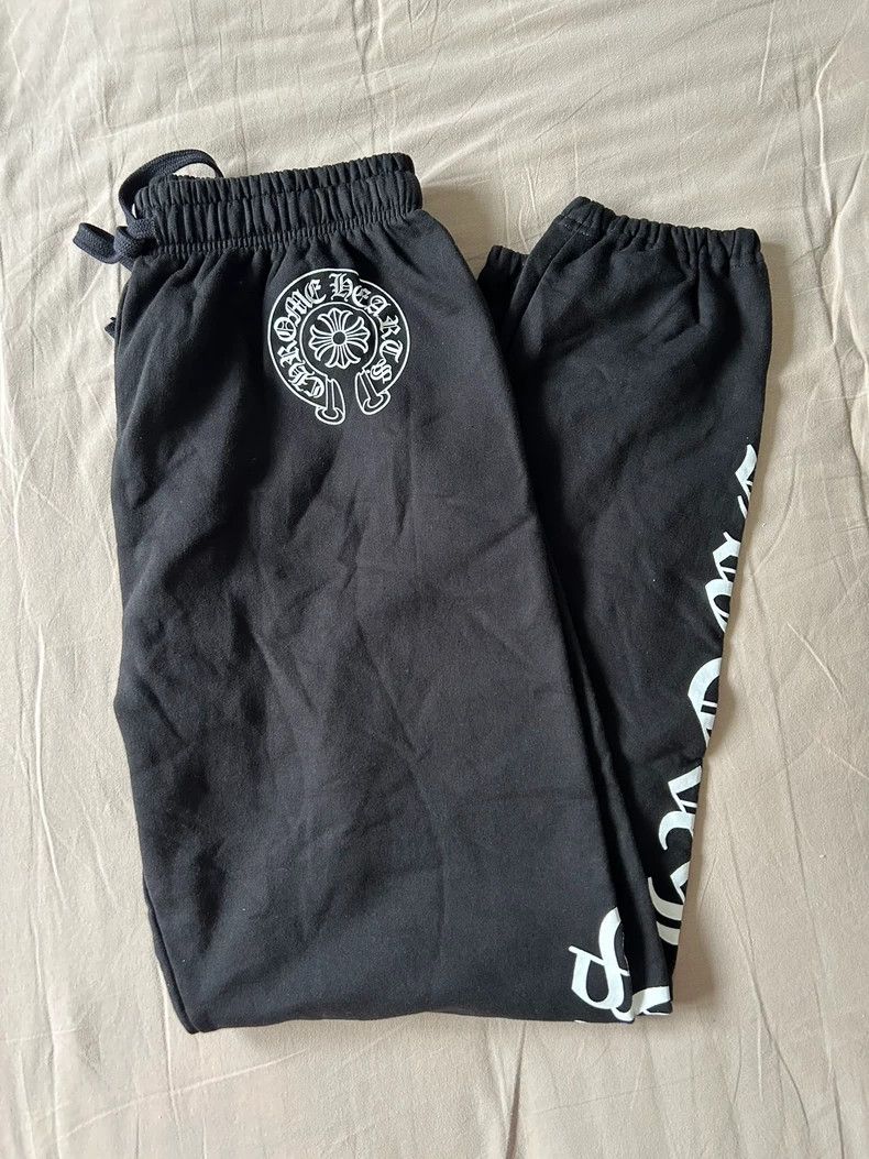 Chrome Hearts Chrome Hearts Black Letter Print Sweatpants Size US 32 / EU 48 - 1 Thumbnail