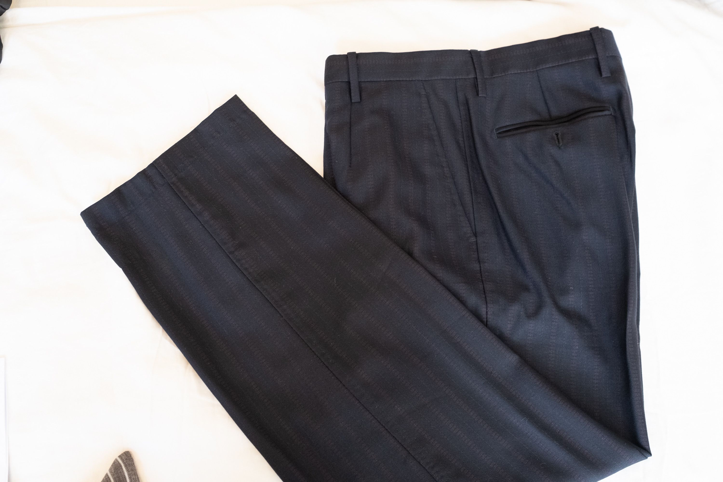 Dolce & Gabbana 38/40 R Dolce & Gabbana Suit. Dark Grey Wool Made Italy Size 38R - 8 Thumbnail