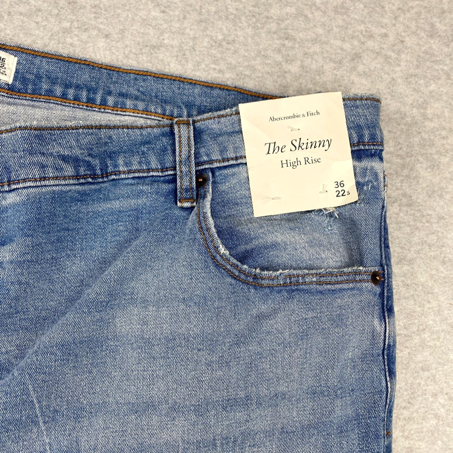 Abercrombie & Fitch Abercrombie & Fitch The Skinny Jeans Womens 22 Short Blue High Rise Stretch NWT Denim 5-Pocket Distressed Buttons Zipper Tapered Modern Girls Mens Size 40" / US 18 - 4 Thumbnail