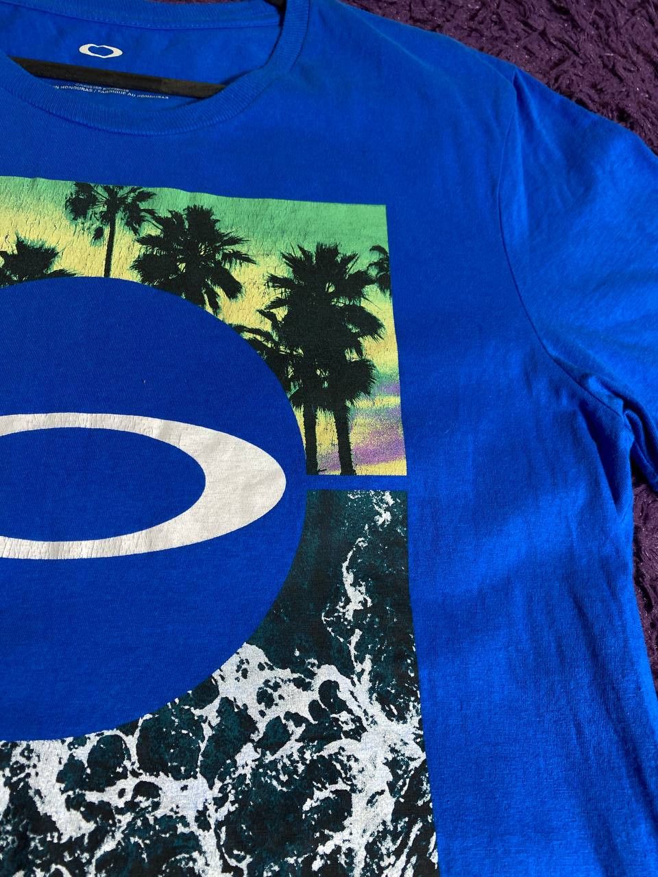 Oakley × Vintage Vintage Oakley center Big Logo T-shirts Y2K 90s Streetwear Size US L / EU 52-54 / 3 - 11 Thumbnail
