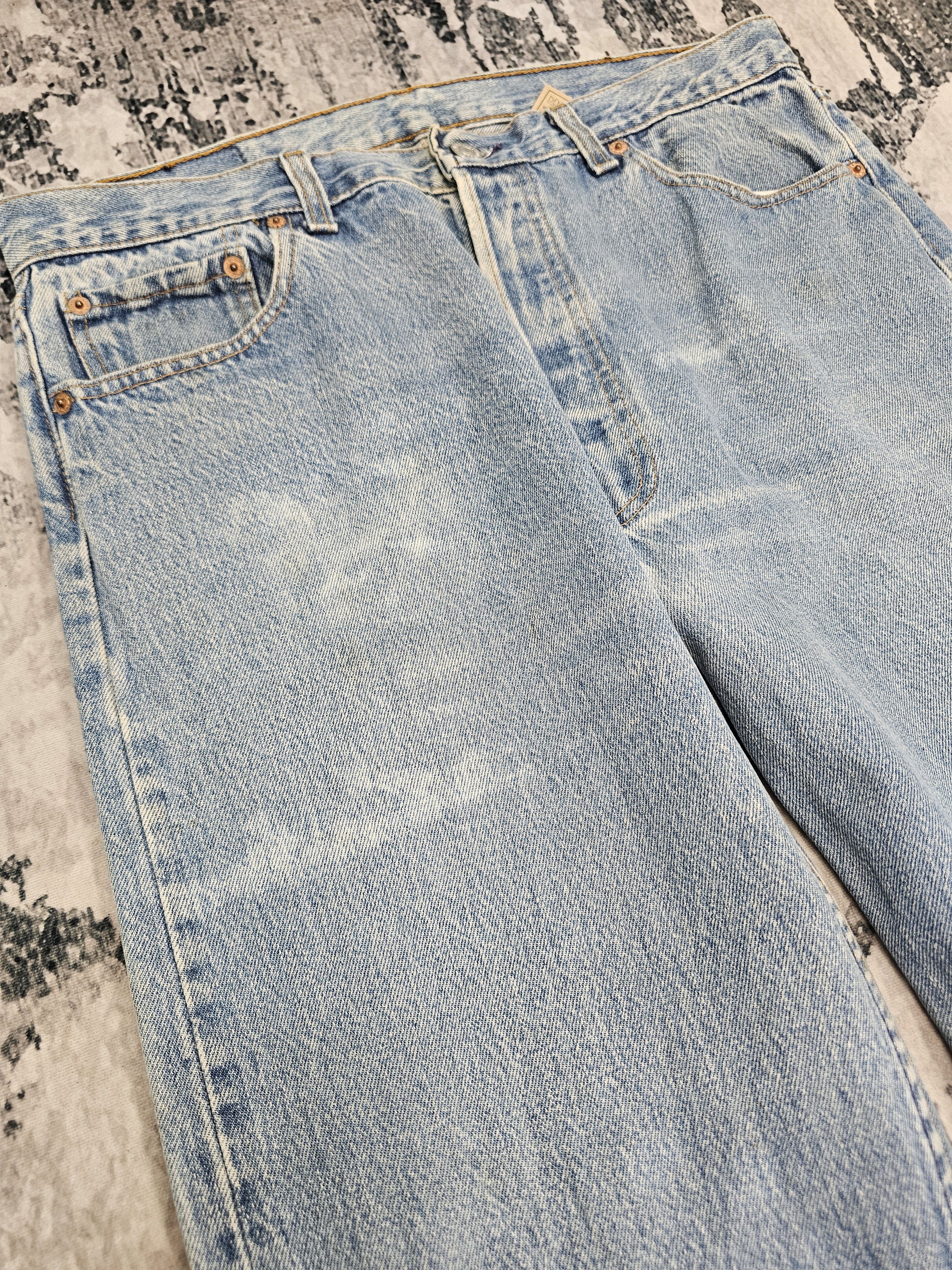 Levi's Vintage Clothing Vtg 90's LEVIS 501 Bleach Faded Blue Jeans Made In USA L0546 Size US 34 / EU 50 - 5 Thumbnail