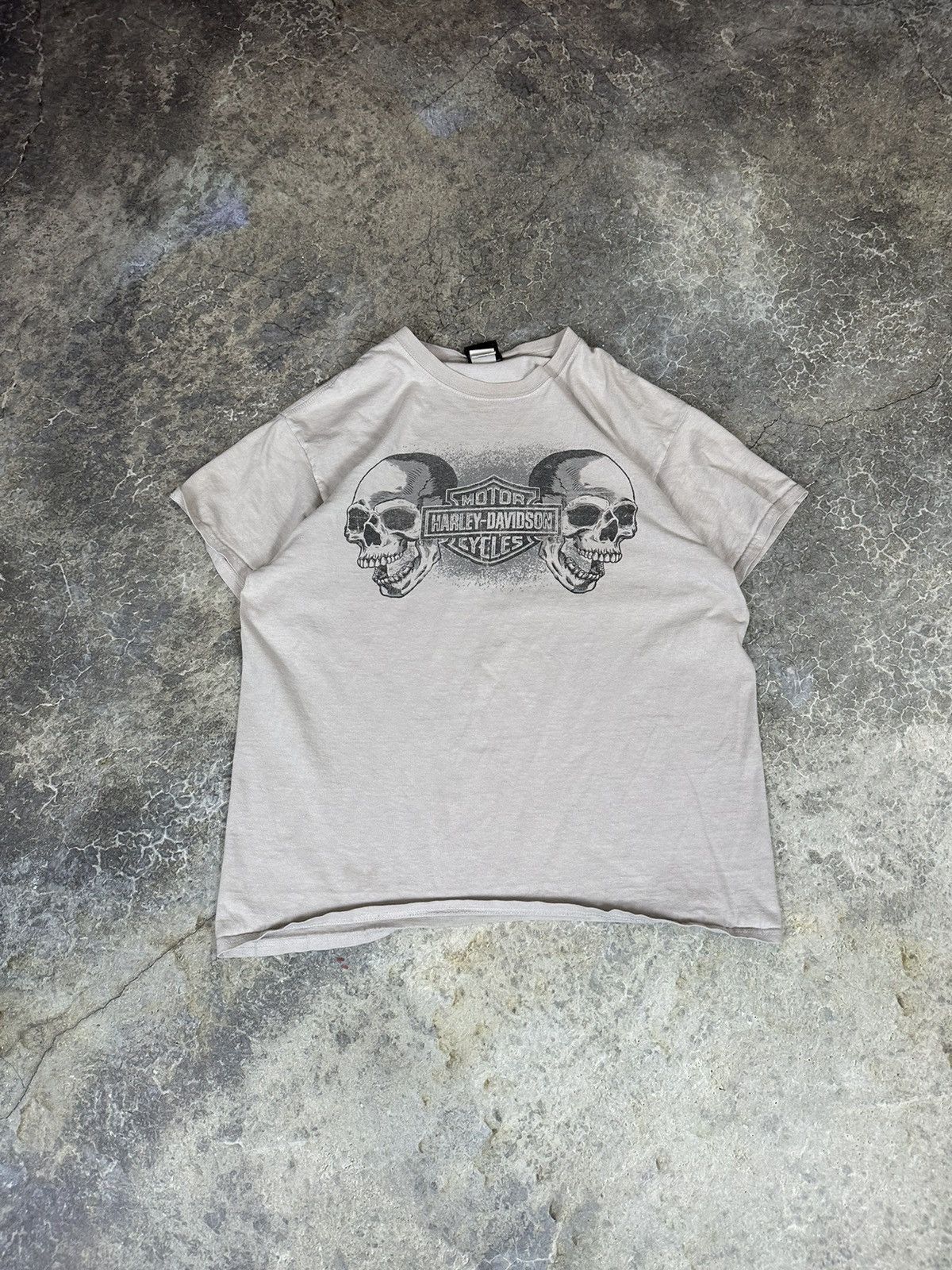 Vintage Thrashed Harley Davidson Twin Skull Tee