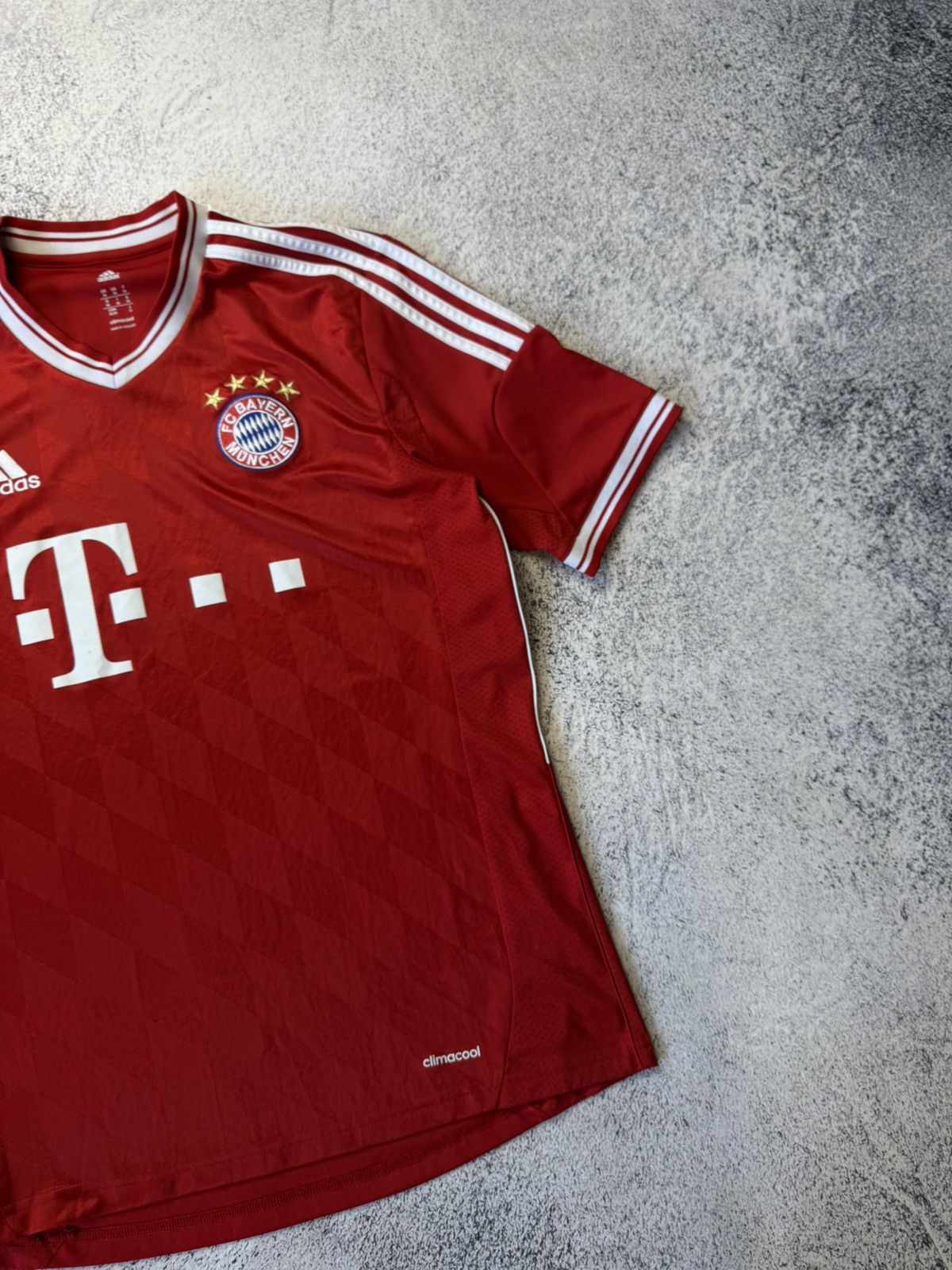 Vintage BAYERN MUNICH 2013 HOME FOOTBALL SHIRT MENS ADIDAS JERSEY Size US M / EU 48-50 / 2 - 4 Thumbnail