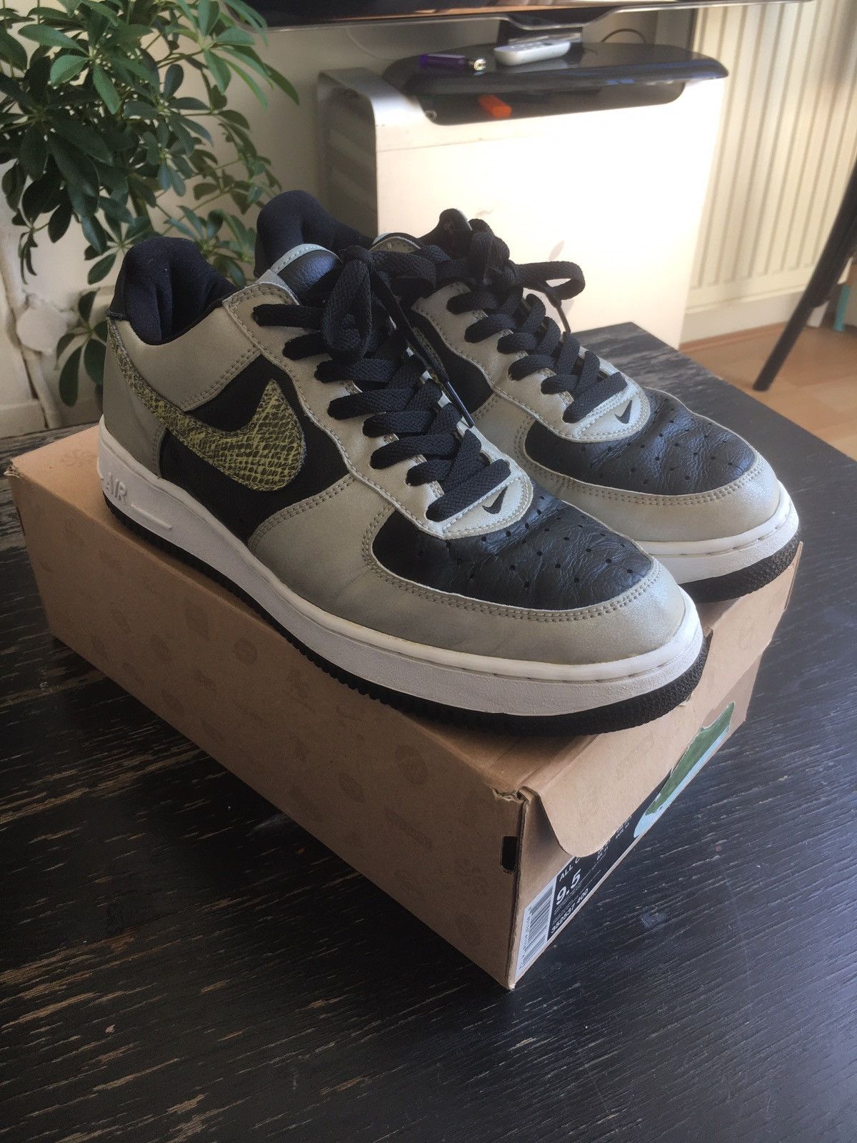 Nike Nike Air Force 1 B Low 3M Snake Co Jp Vtg Vintage Size US 10 / EU 43 - 1 Thumbnail