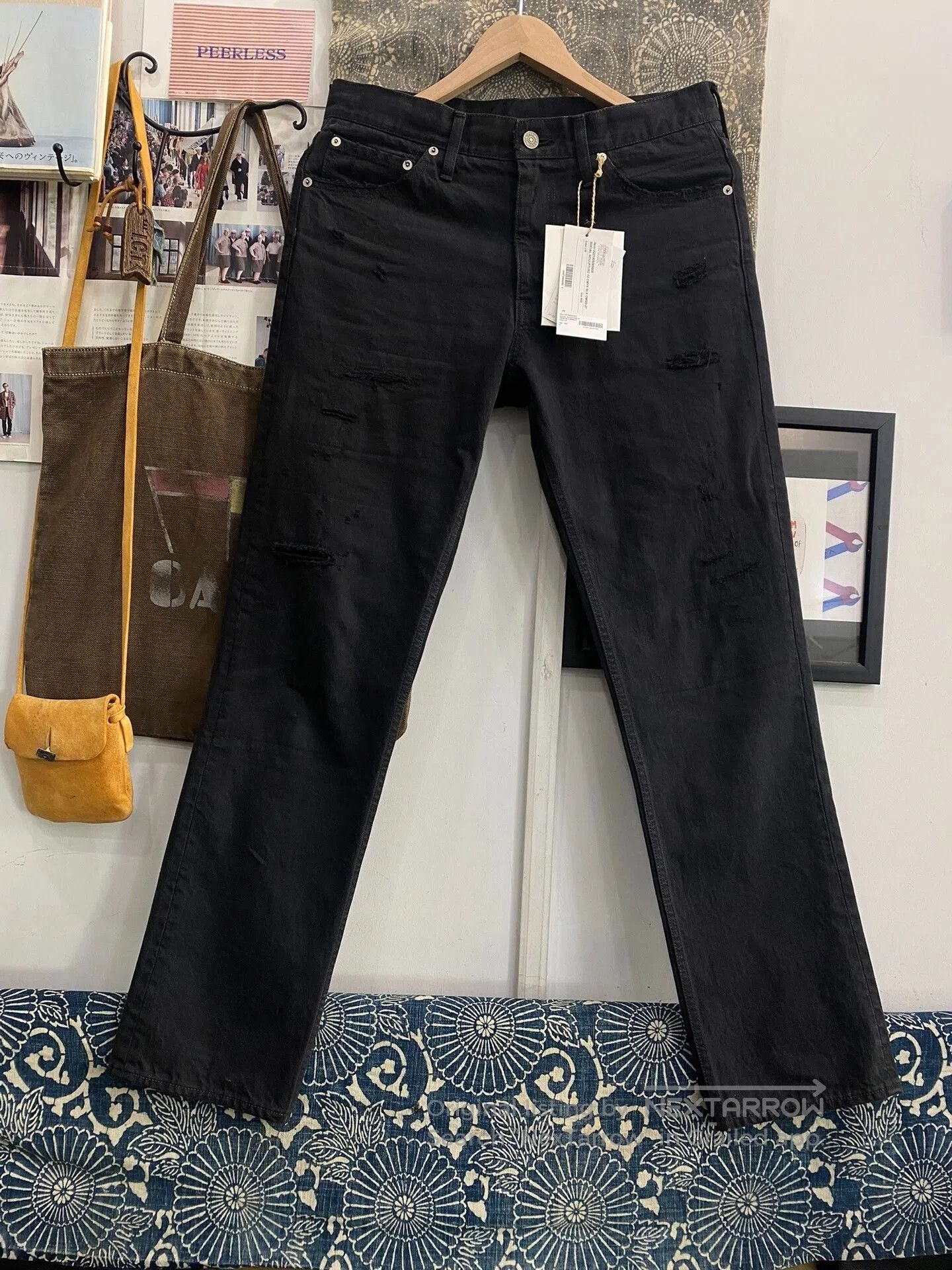 Visvim visvim black damaged wash straight jeans. Size US 32 / EU 48 - 1 Thumbnail