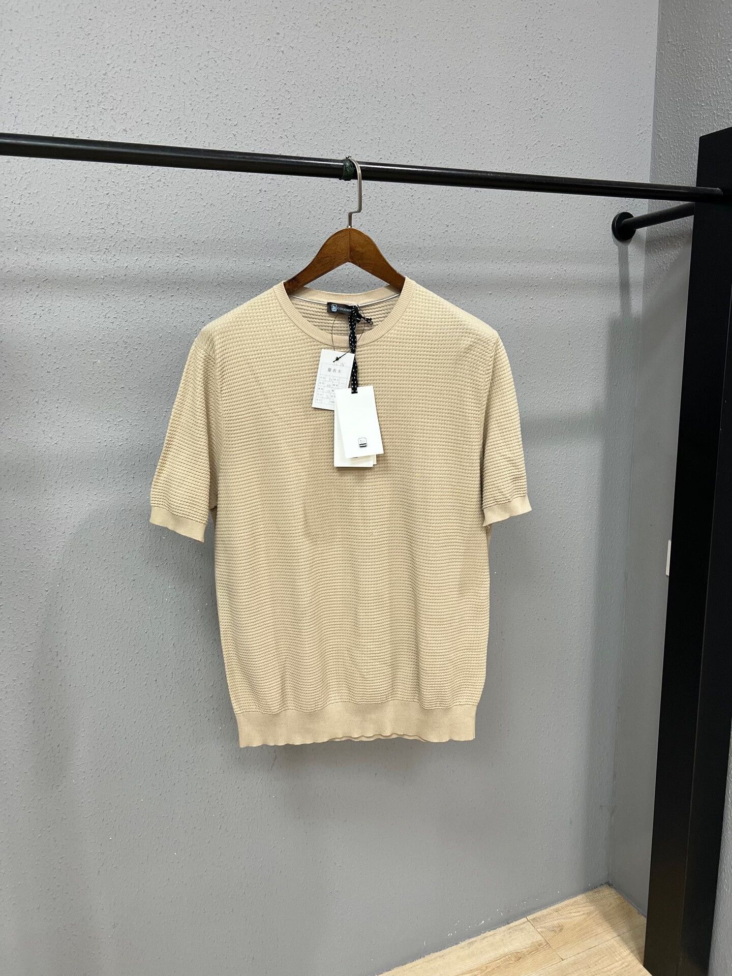 Colombo beige knitted short sleeve crew neck top Size US L / EU 52-54 / 3 - 1 Thumbnail