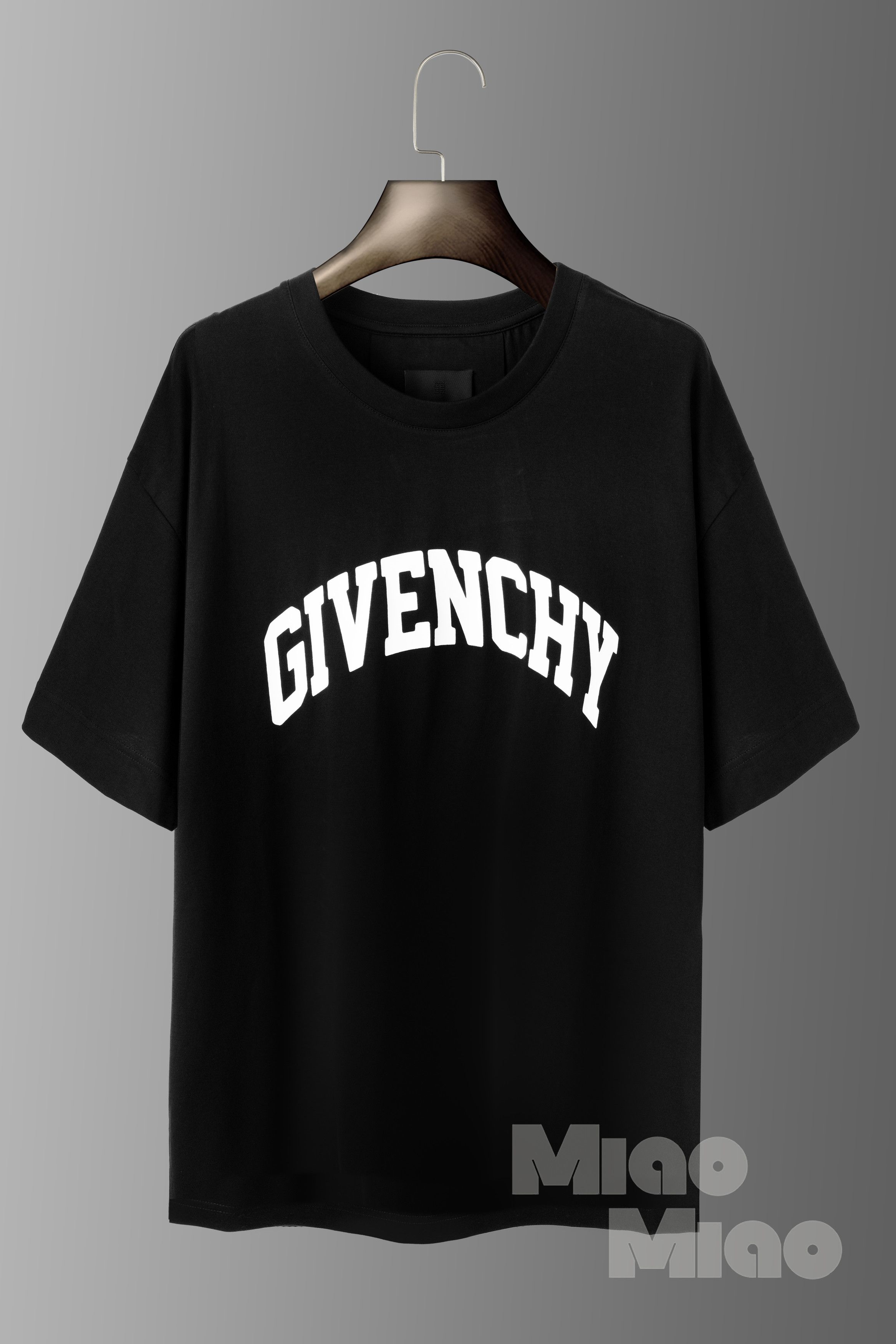 Givenchy Givenchy College Logo Printed T Shirt Size US S / EU 44-46 / 1 - 1 Thumbnail