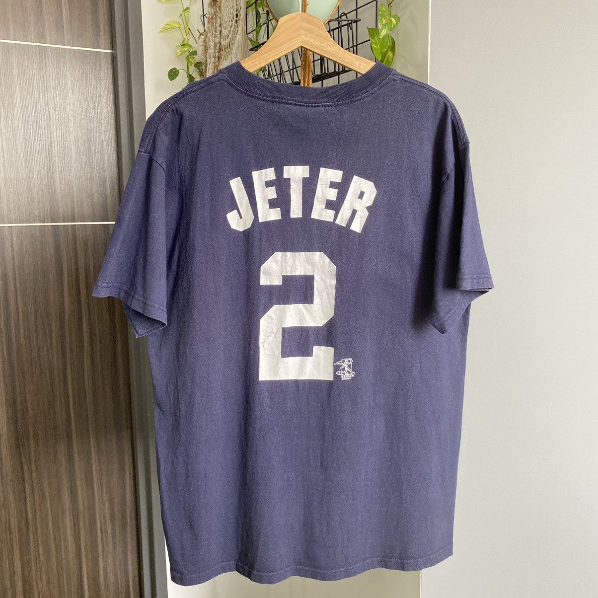 New York Yankees Thrashed Faded Vintage New York Yankees JETER MLB ERD TSHIRT Size US L / EU 52-54 / 3 - 1 Thumbnail