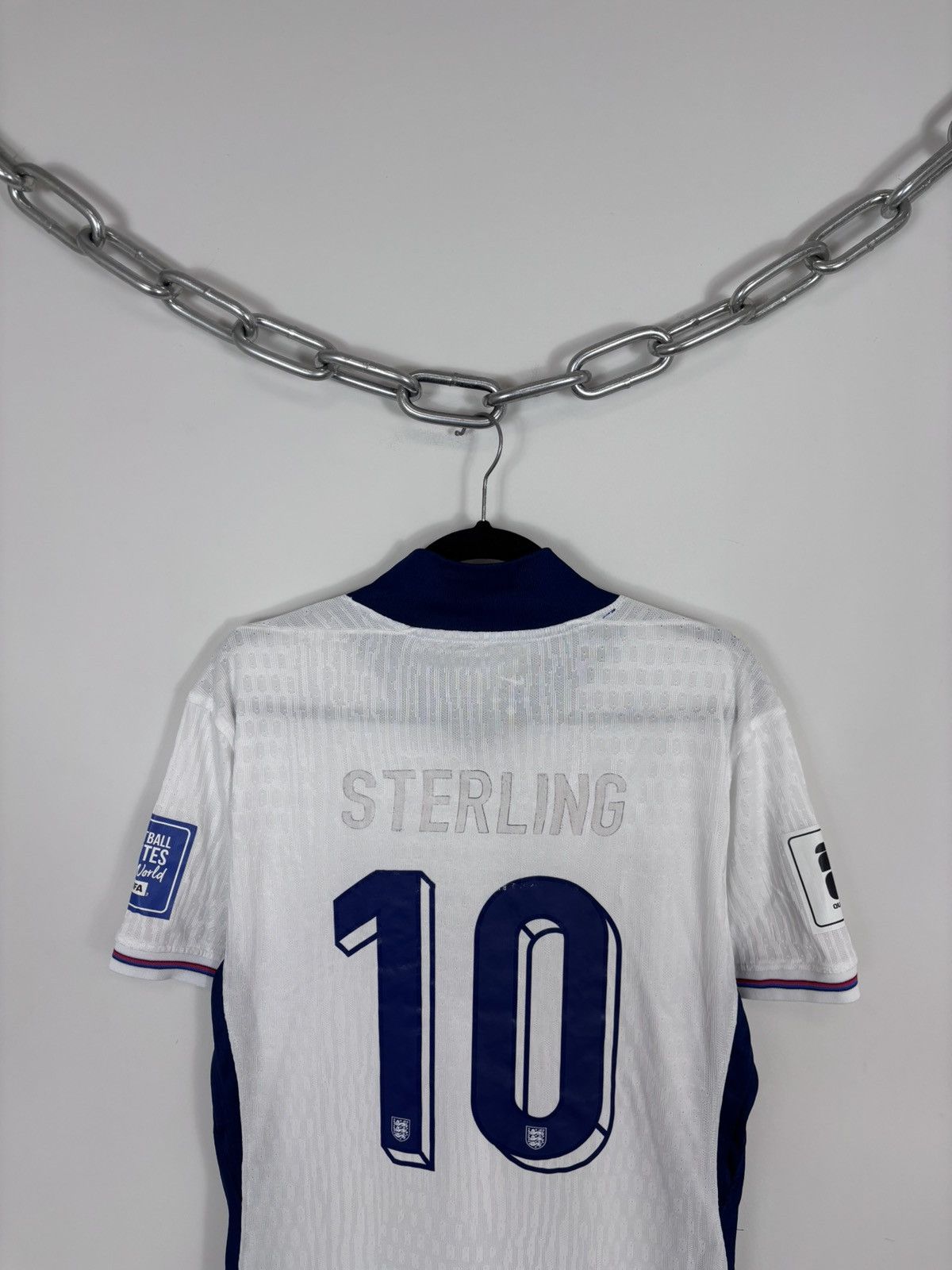 Nike Nike England 2024 Home Sterling #10 Football Soccer Jersey Size US S / EU 44-46 / 1 - 15 Thumbnail