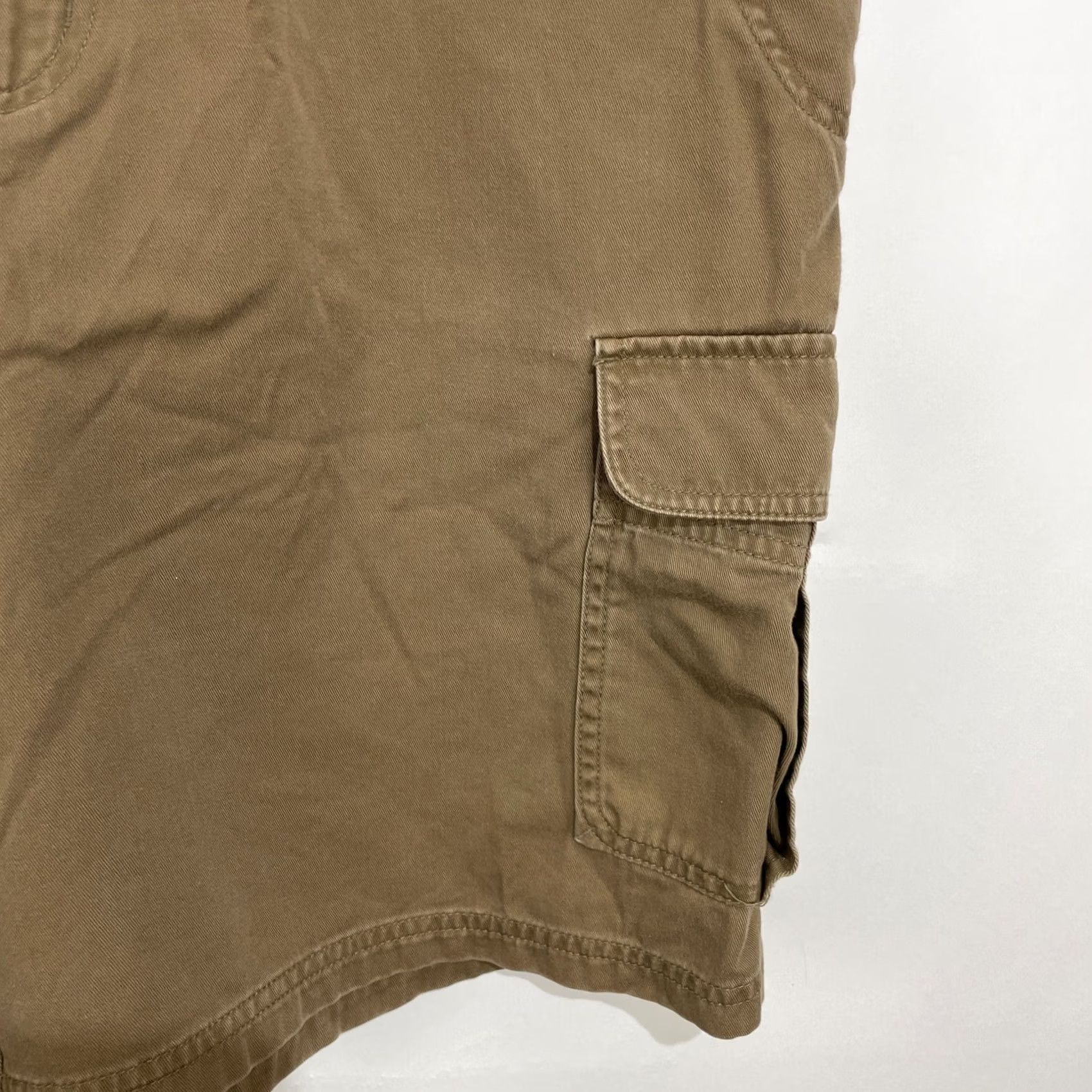Vintage Columbia Cargo Shorts Mens Size 38 Brown Cotton Canvas 5-Pocket Zip Regular Inseam 8 Cowboy? Size US 38 / EU 54 - 6 Thumbnail