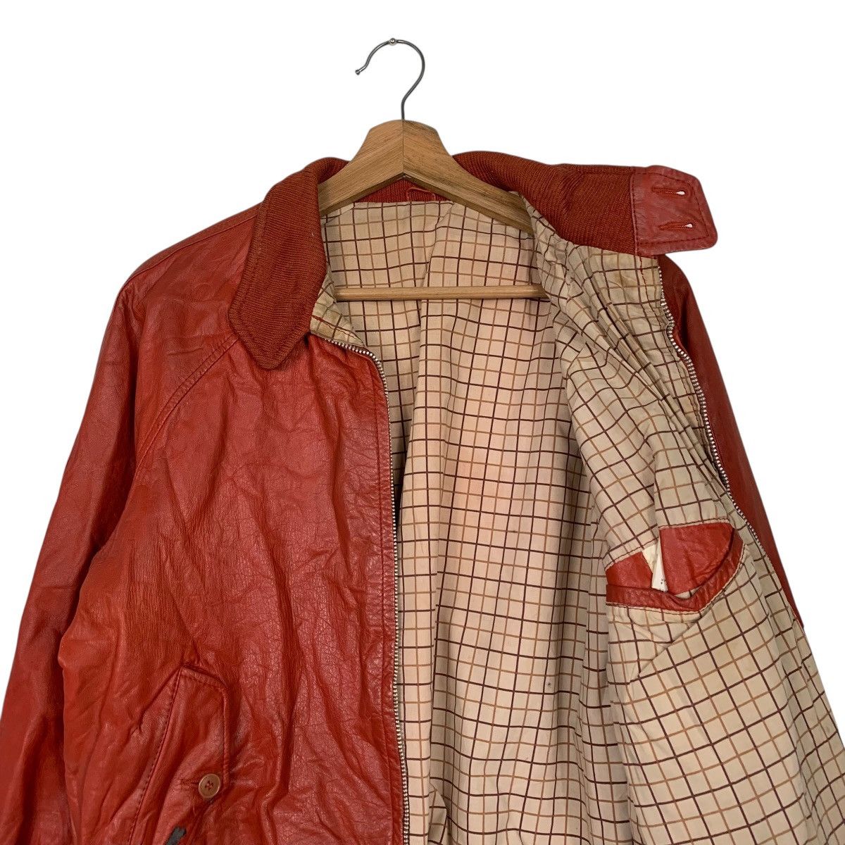 Japanese Brand Vintage Japanese Brand Red Leather Jacket Size US S / EU 44-46 / 1 - 10 Thumbnail