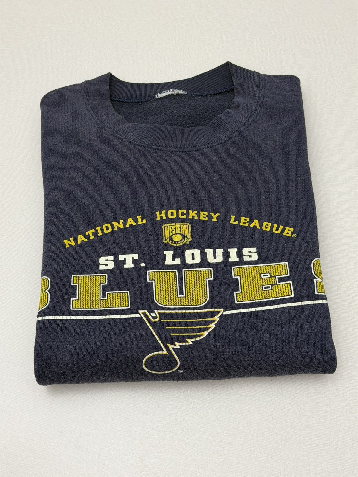 NHL Vintage 90s St. Louis Blues Hockey NHL Crewneck Size XL Size US XL / EU 56 / 4 - 8 Thumbnail
