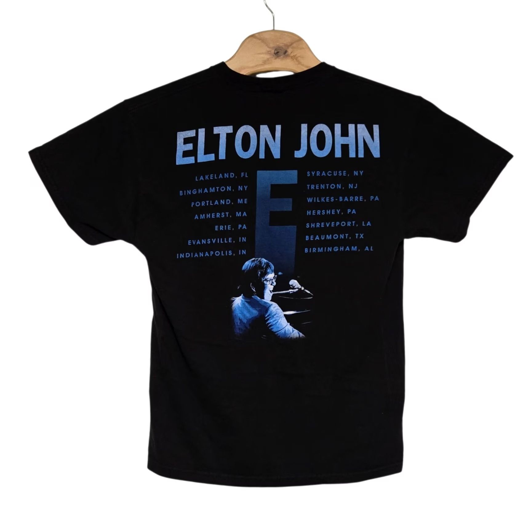 Vintage VINTAGE Elton John The Big Picture tour t-shirt Mens Large Black Shirt 1997 READ Size US L / EU 52-54 / 3 - 3 Thumbnail