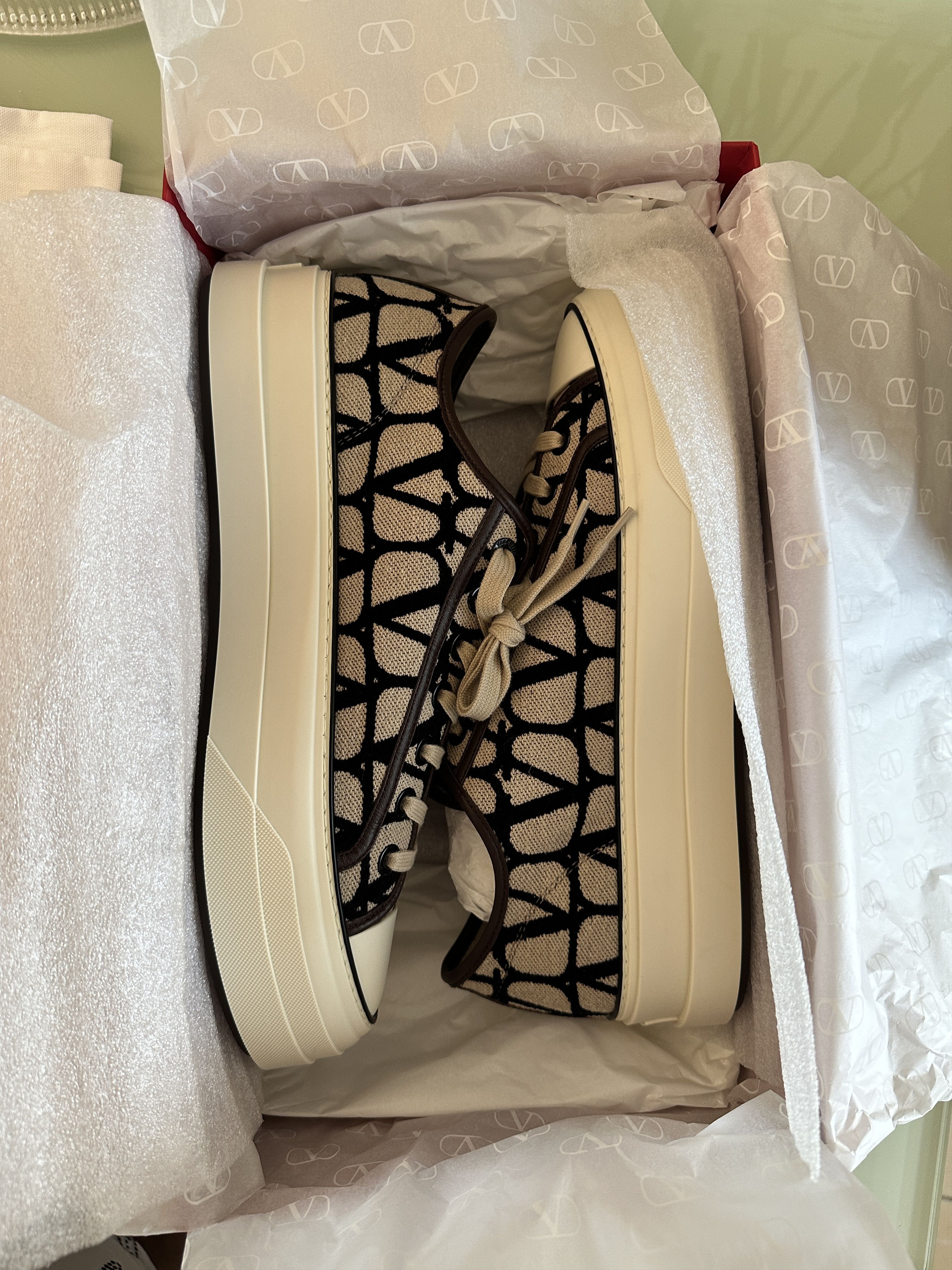 Valentino TOILLE ICONOGRAPH SNEAKER Size US 11 / EU 44 - 8 Thumbnail