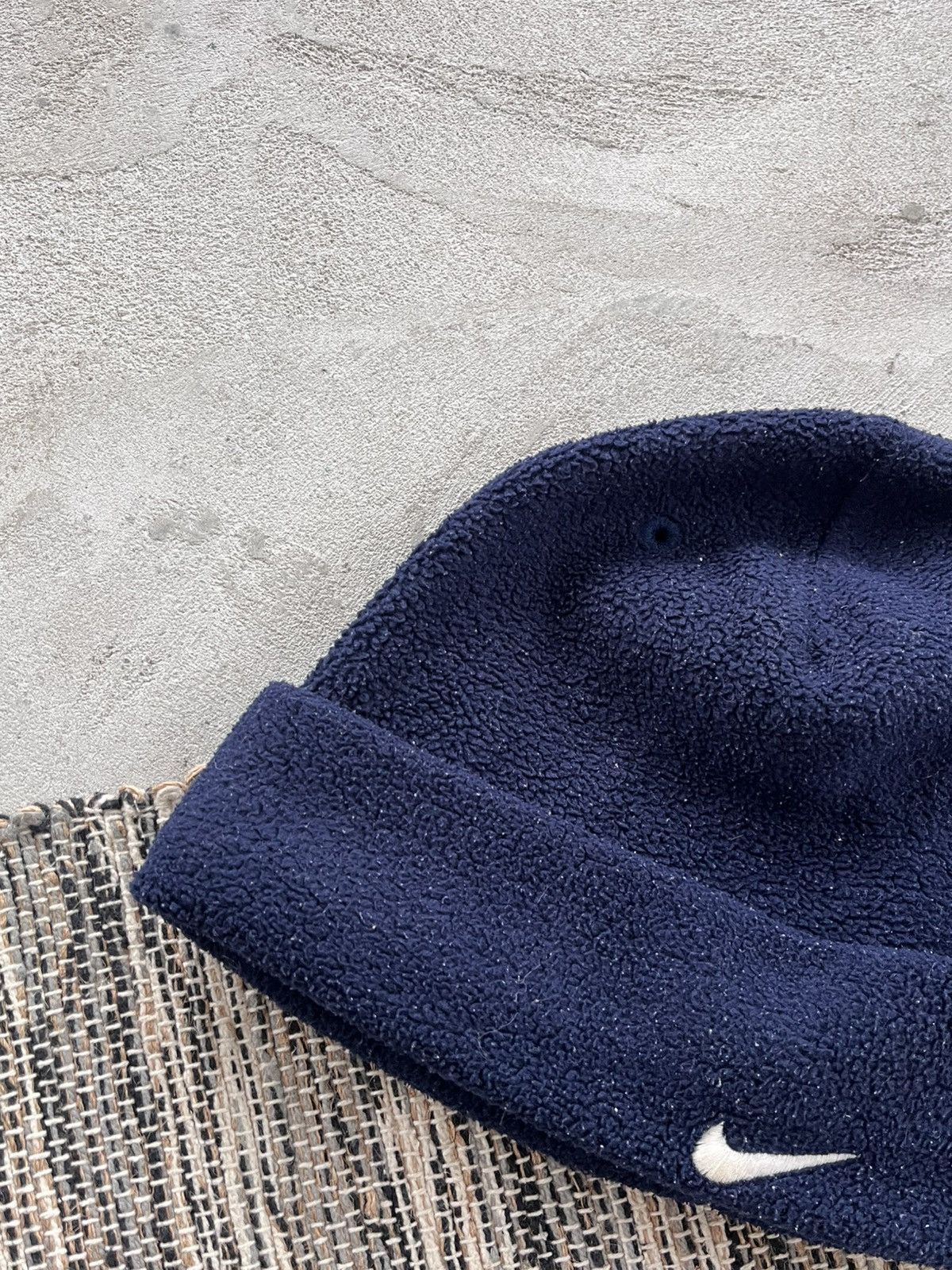 Nike Vintage Nike Fleece Beanie Blue Hat Outdoor Minimalistic Y2K Size ONE SIZE - 5 Thumbnail