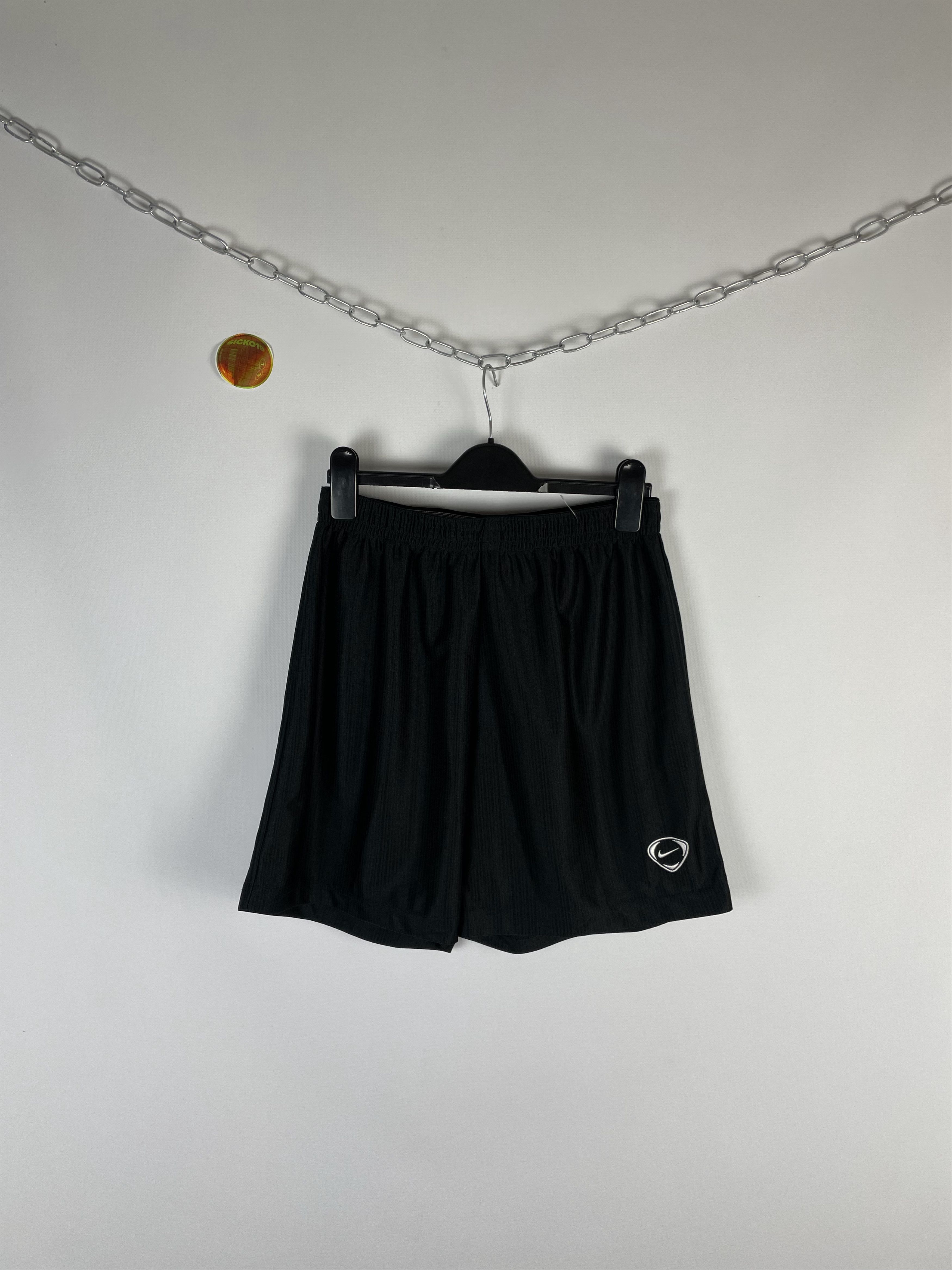Nike Vintage Nike Shorts Y2k Size US 32 / EU 48 - 1 Thumbnail