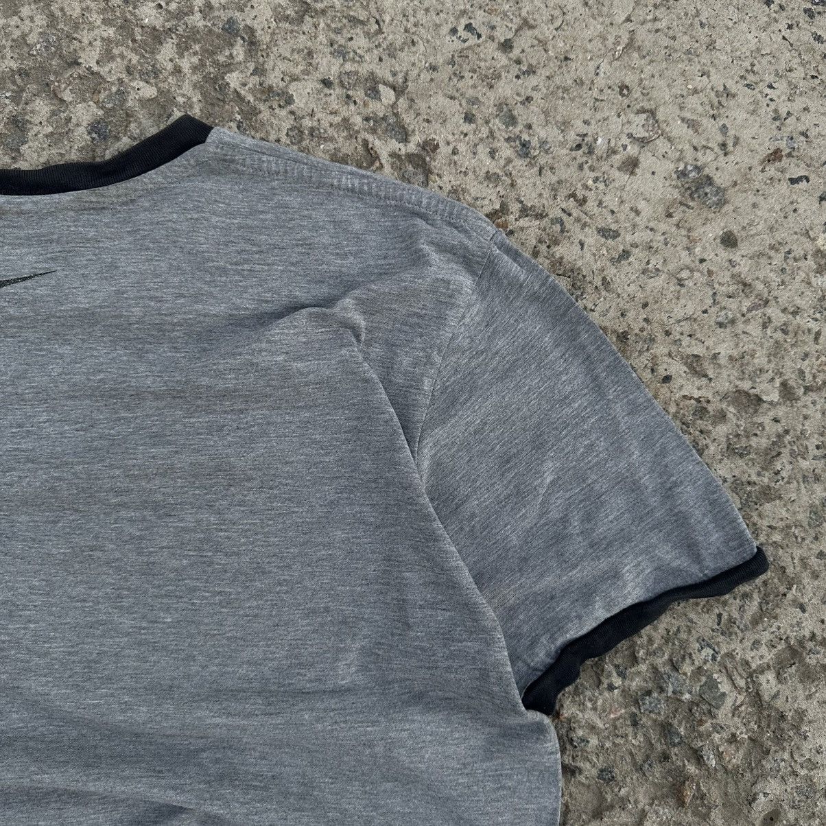 Nike VTG Style Nike Training T-shirts Big Logo Grunge 90s Y2K Size US XL / EU 56 / 4 - 8 Thumbnail