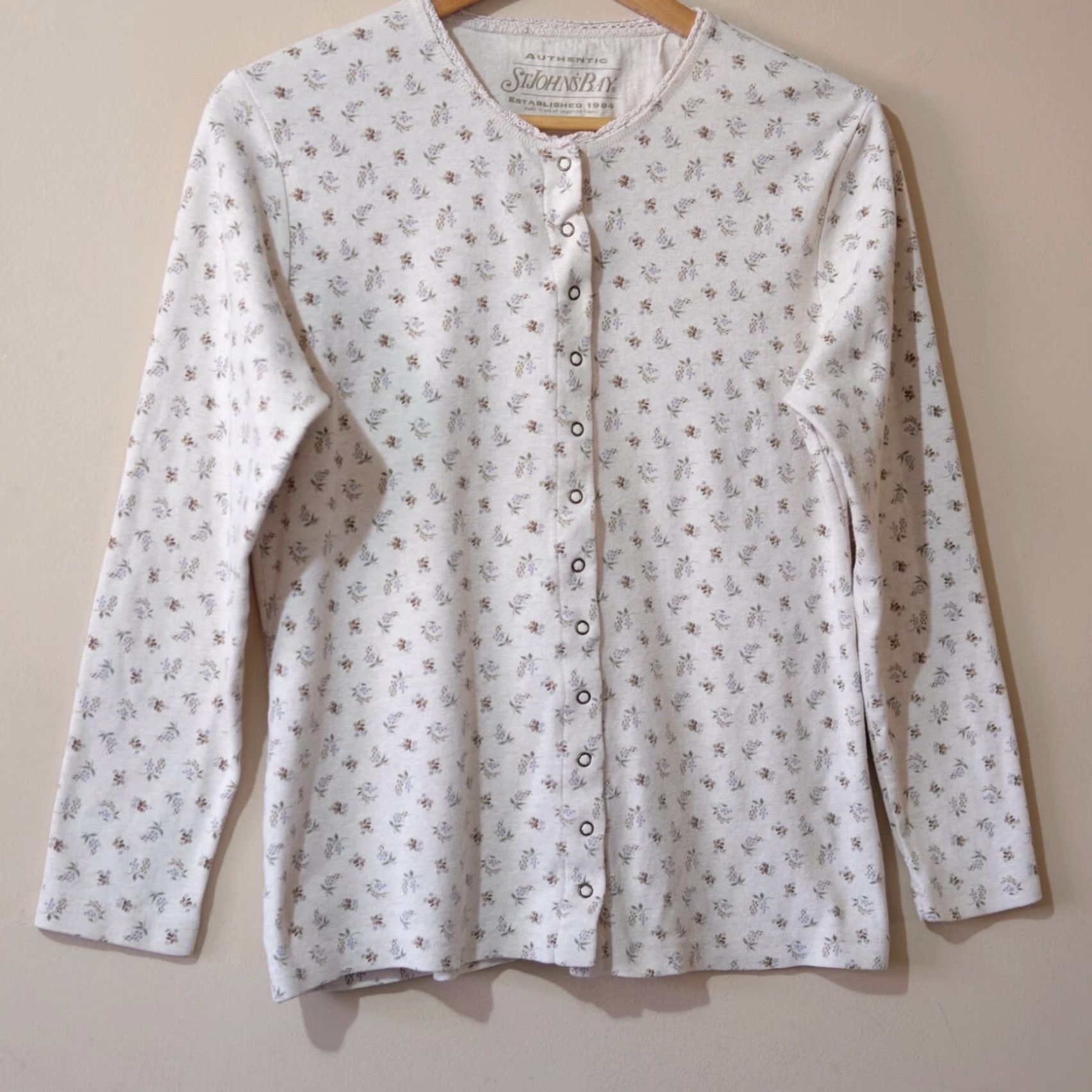 Vintage St. Johns Bay Longsleeve Shirt Floral Crew Neck Snap Beige Women's L Size L / US 10 / IT 46 - 2 Thumbnail