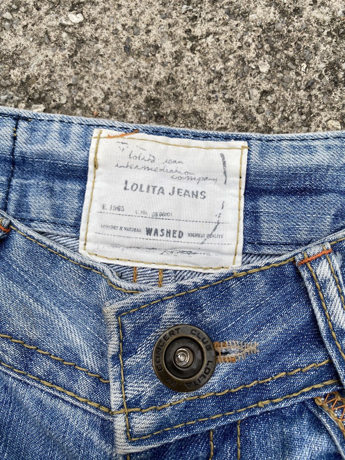 If Six Was Nine × Japanese Brand × Tornado Mart 1990s - Lolita Jeans Japan Claws Mark Washed Flare Denim Size US 29 - 17 Thumbnail
