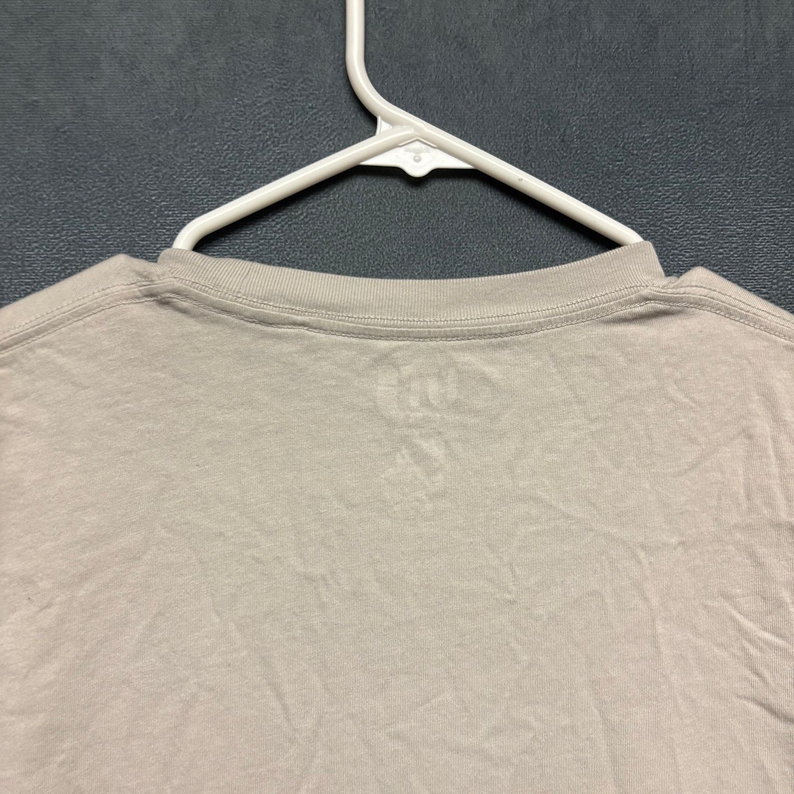 Uniqlo Uniqlo UT Nintendo Yoshi Egg Stripe Tee XS Gray 8-Bit Gamer Size US XS / EU 42 / 0 - 10 Thumbnail