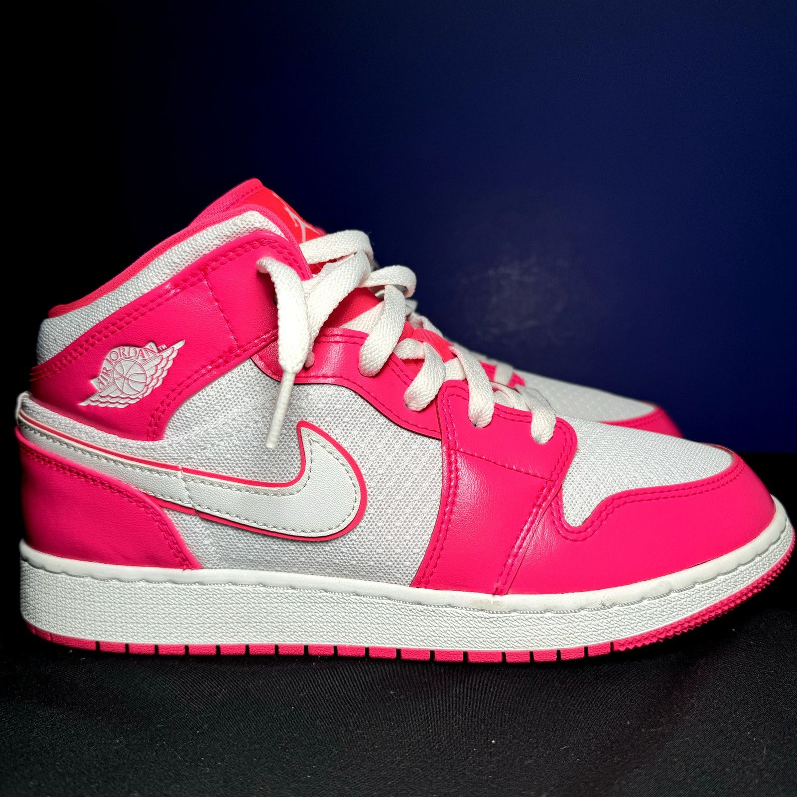 Jordan Brand × Nike Size 7 - Nike Air Jordan 1 Mid GS Hyper Pink Men's Shoes Size US 7 / EU 40 - 1 Thumbnail