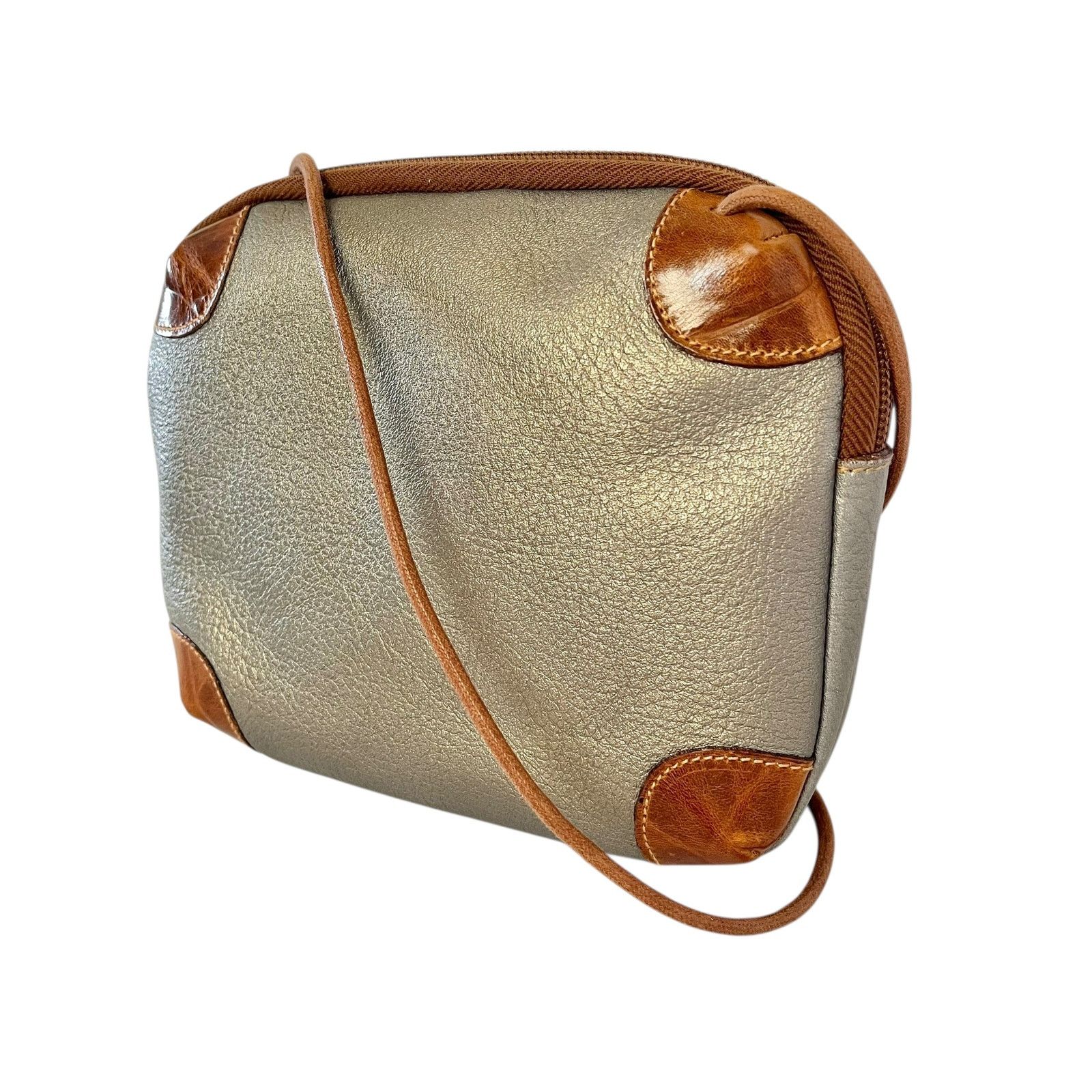 Furla × Vintage Vintage Furla Silver Metallic Leather Croc Trim Crossbody Size ONE SIZE - 9 Thumbnail