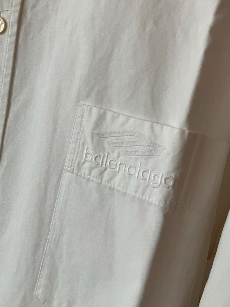 Balenciaga Balenciaga White Long Sleeve Shirt Chest Pocket Logo Embro Size US XXS / EU 40 - 3 Thumbnail