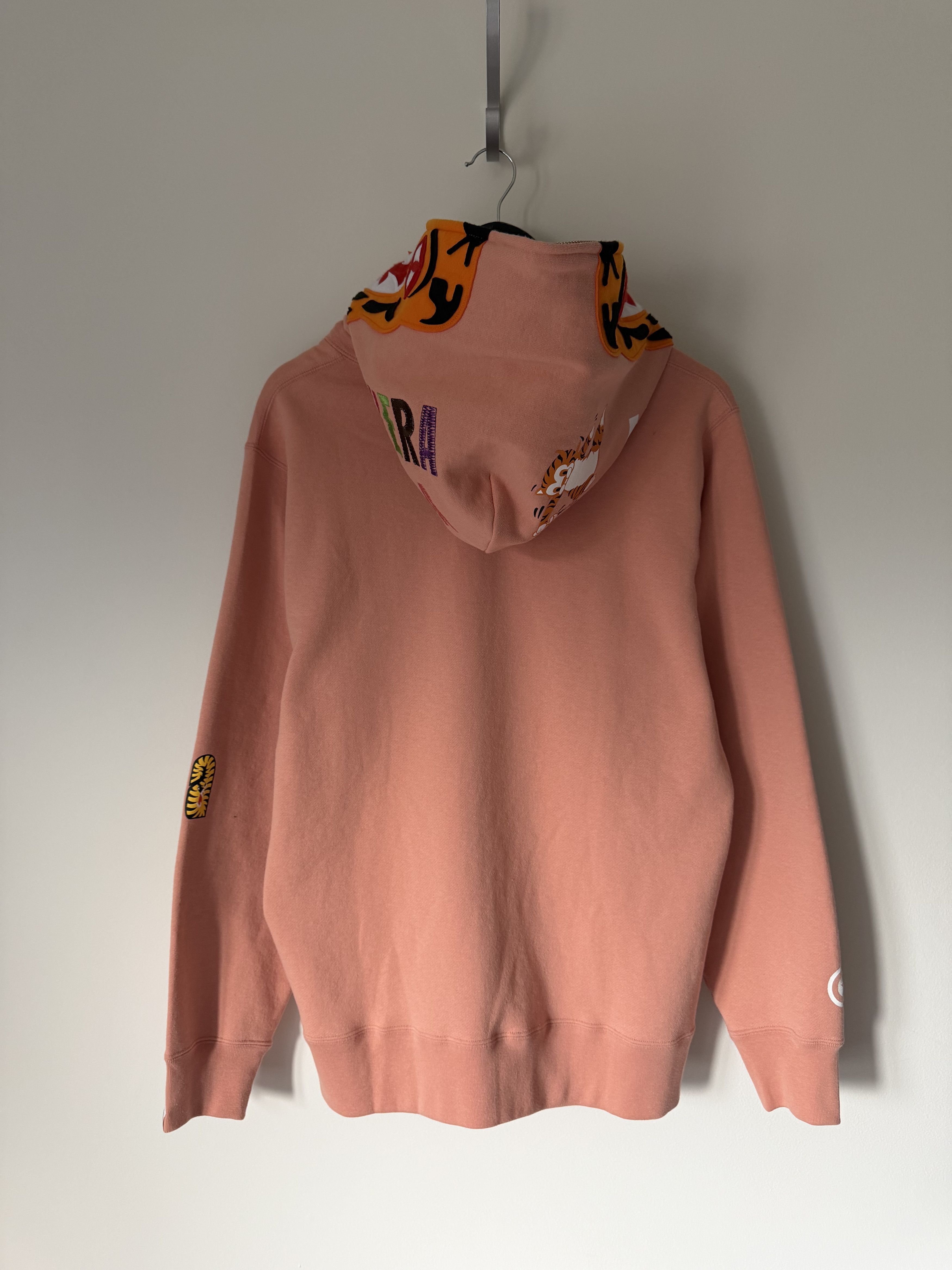 Bape Bape Tiger Full Zip Hoodie in Pink Size US L / EU 52-54 / 3 - 9 Thumbnail