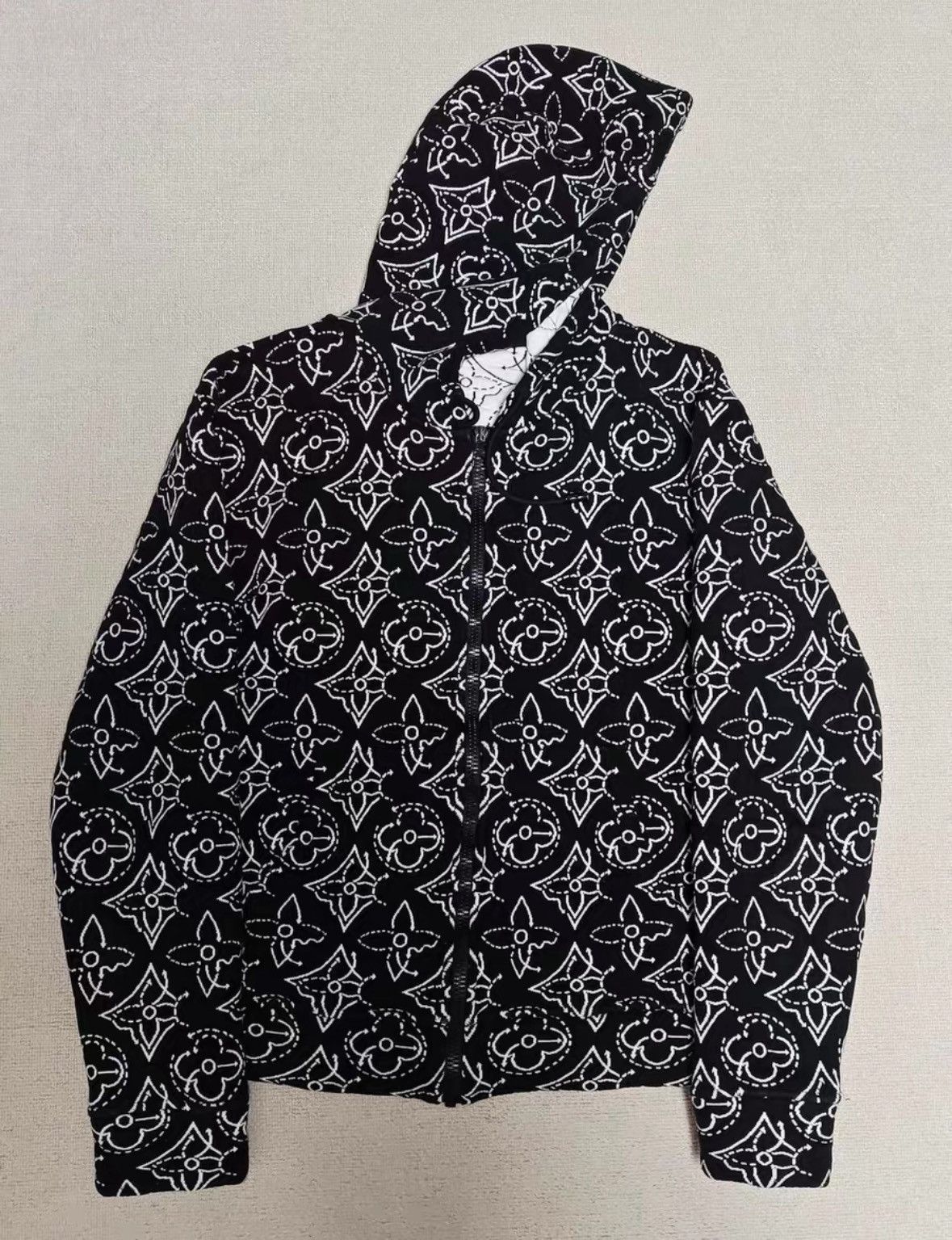 Louis Vuitton Louis Vuitton NBA co-branded jacket with full logo jacket 2 Size US S / EU 44-46 / 1 - 1 Thumbnail