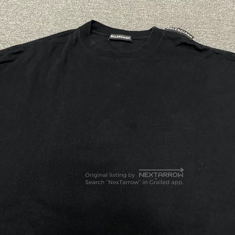 Balenciaga Balenciaga Shoulder Logo Short Sleeve Size US S / EU 44-46 / 1 - 3 Thumbnail