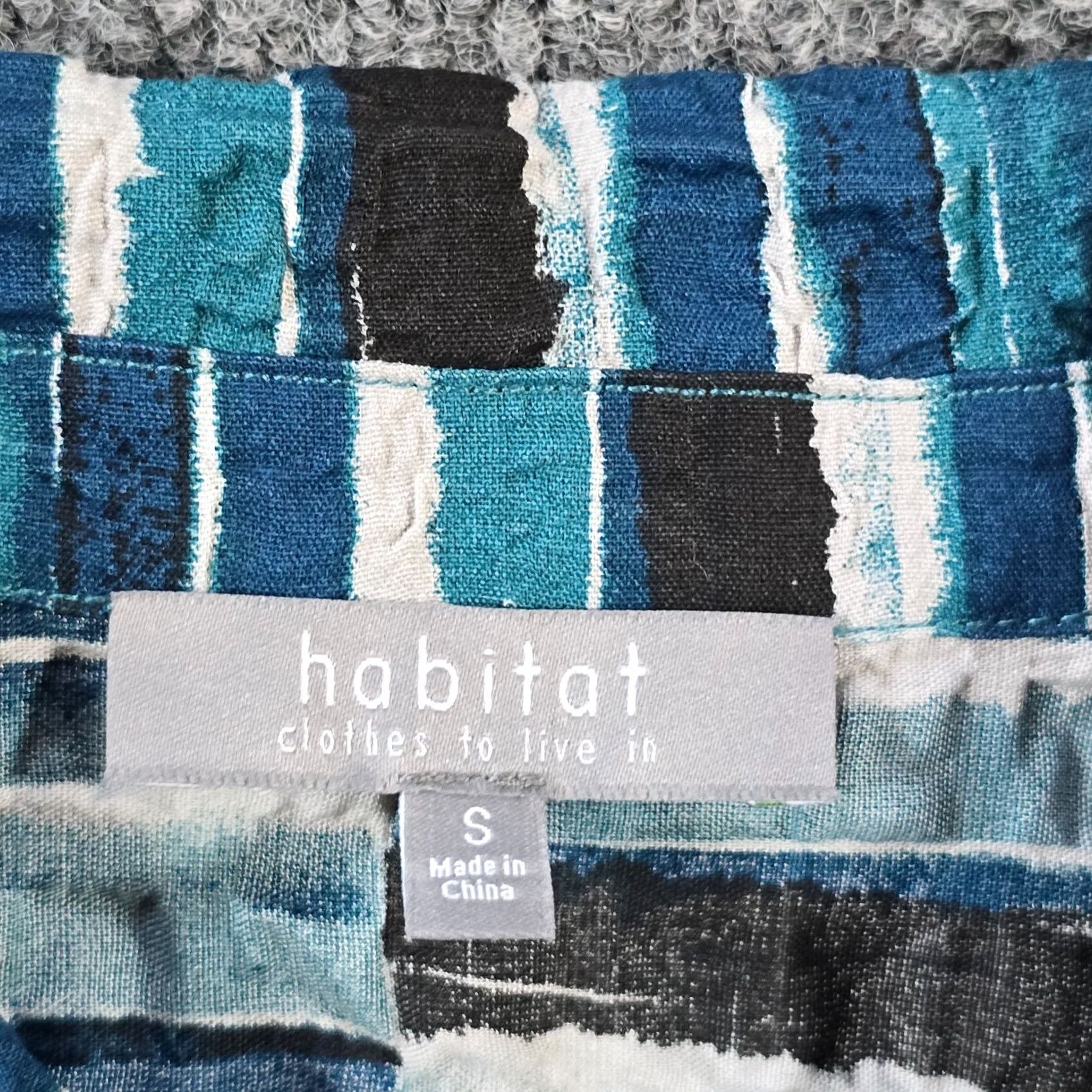 Habitat Habitat Top Womens Small Blue Abstract Patchwork Long Sleeve Button Career Shirt Size S / US 4 / IT 40 - 4 Thumbnail