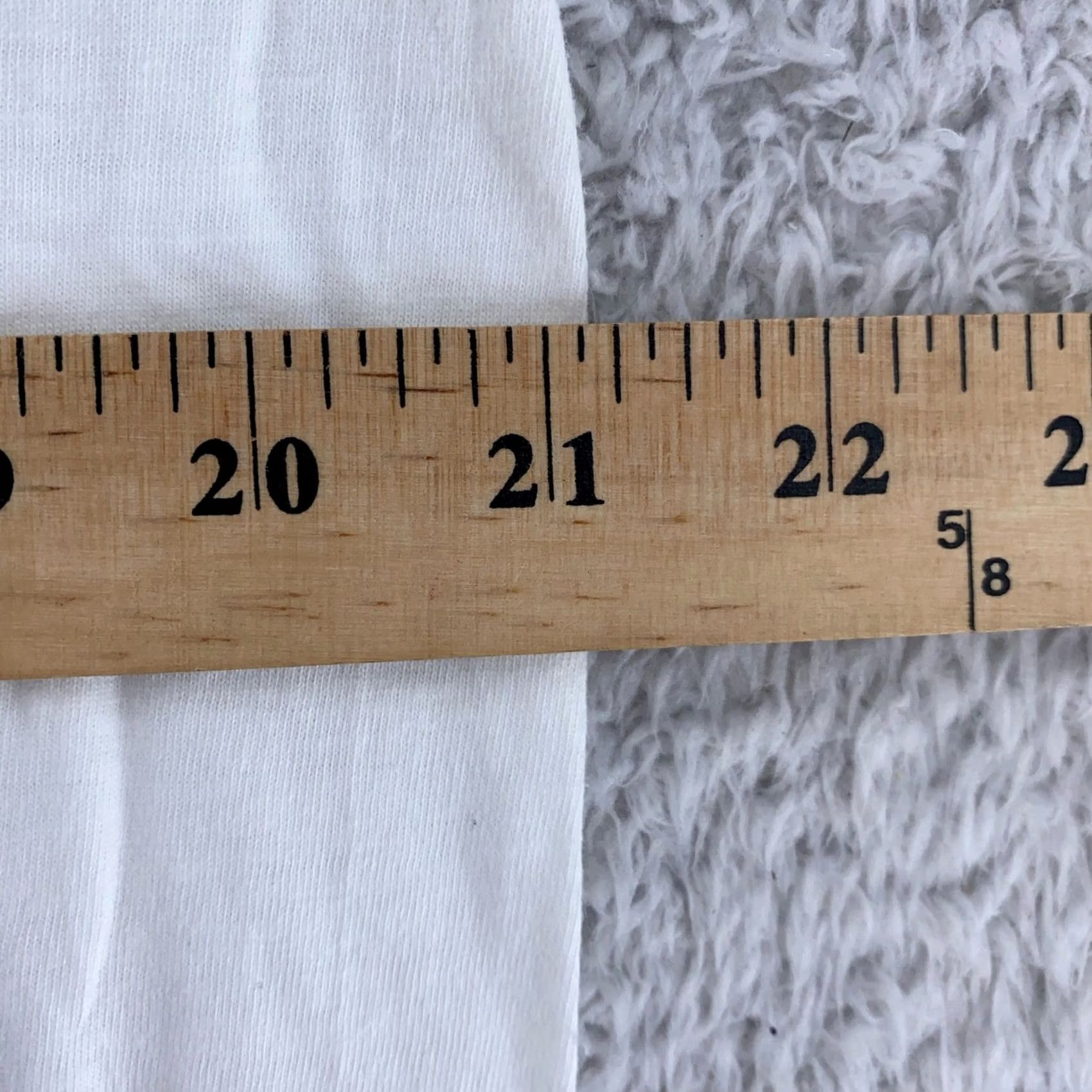 Hanes Hanes Shirt Mens Large White Classic Tee Crewneck Plain Undershirt Casual Size US L / EU 52-54 / 3 - 5 Thumbnail
