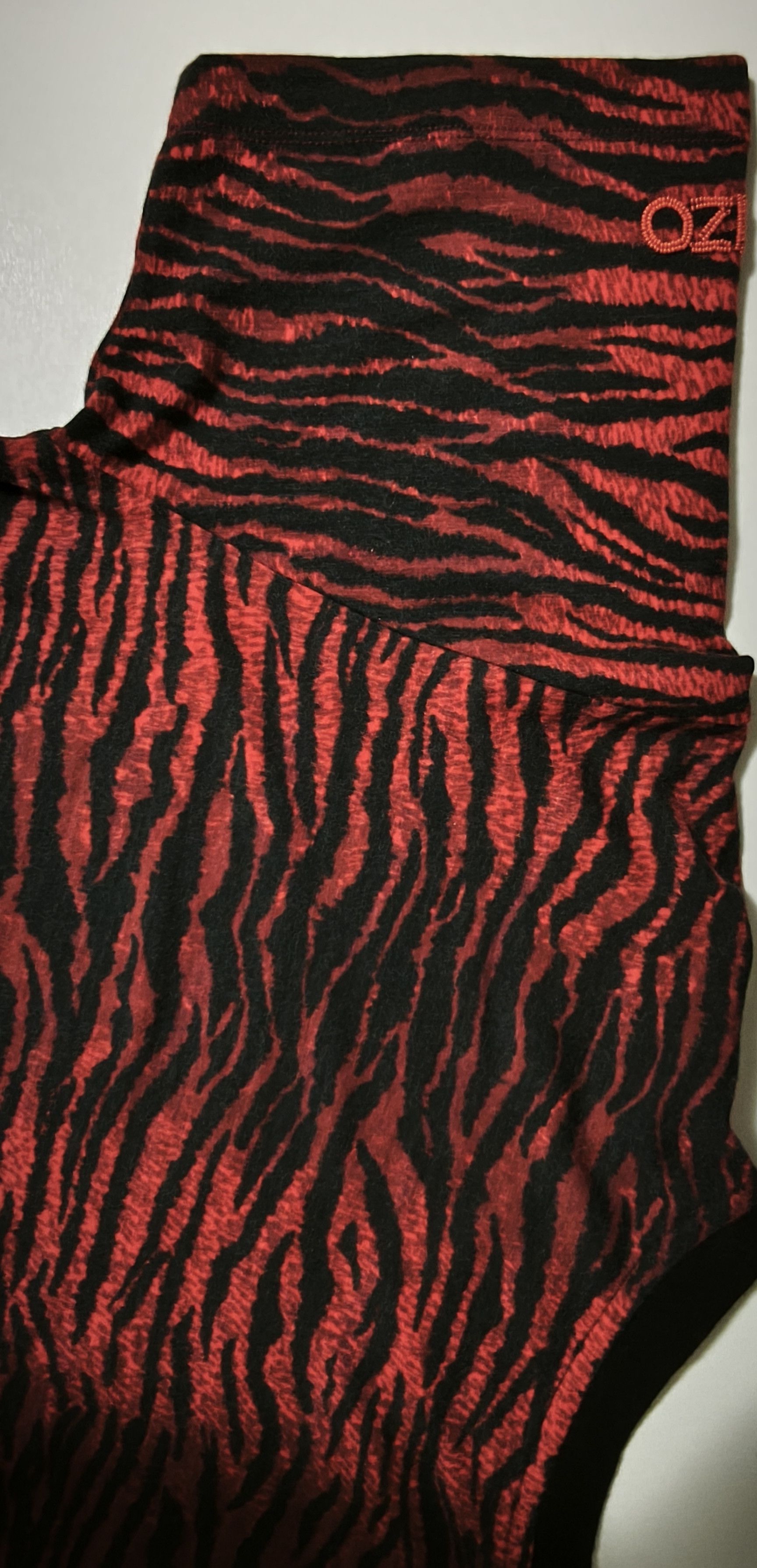Kenzo Red wool T-shirt with tiger print Size US M / EU 48-50 / 2 - 20 Thumbnail