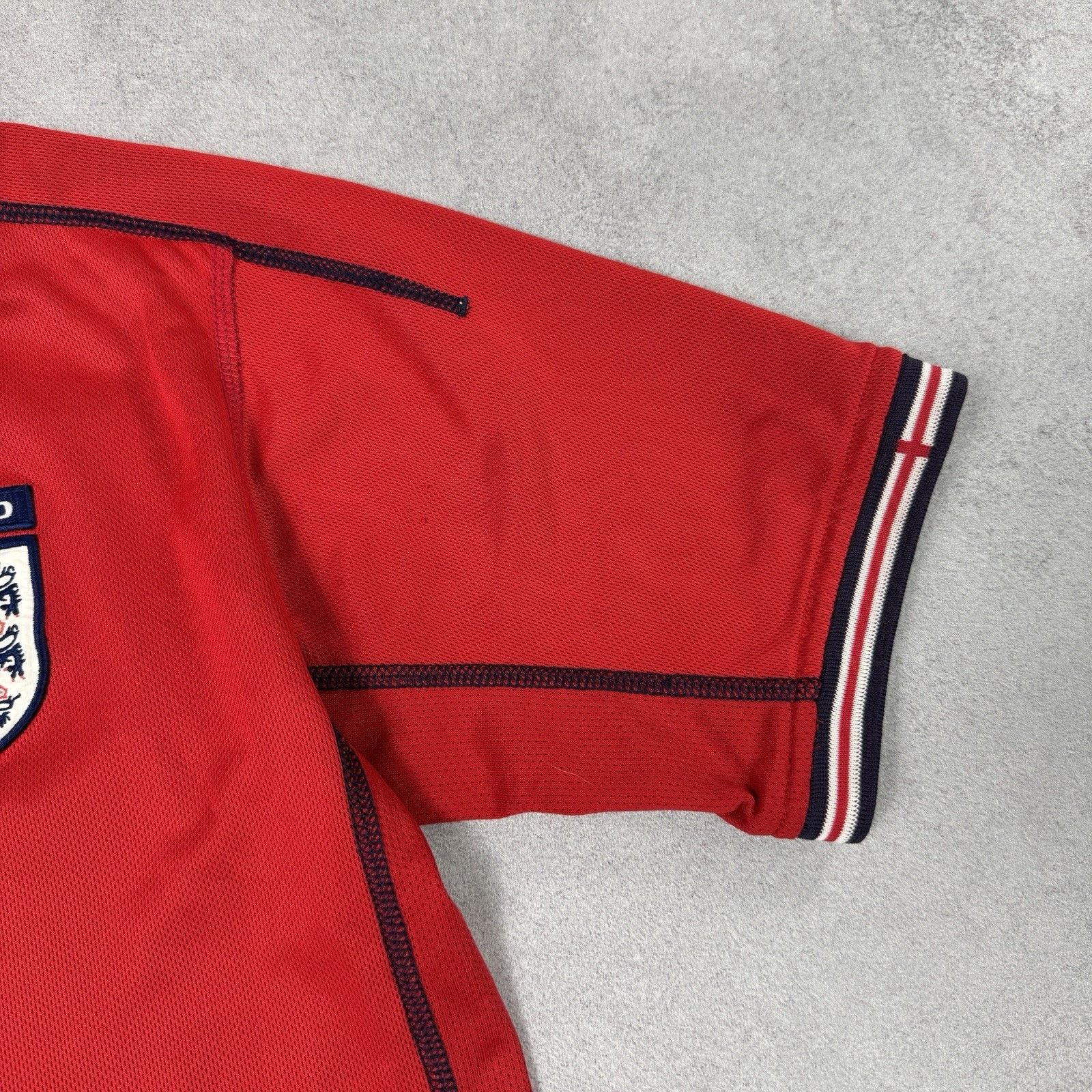 Umbro England Away football 2002 - 2004 Jersey Double Sided Umbro Size US S / EU 44-46 / 1 - 5 Thumbnail