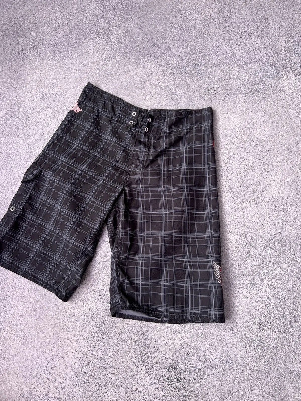 Billabong × Vintage Vintage Billabong Y2k Ed Hardy Style shorts Size US 32 / EU 48 - 3 Thumbnail