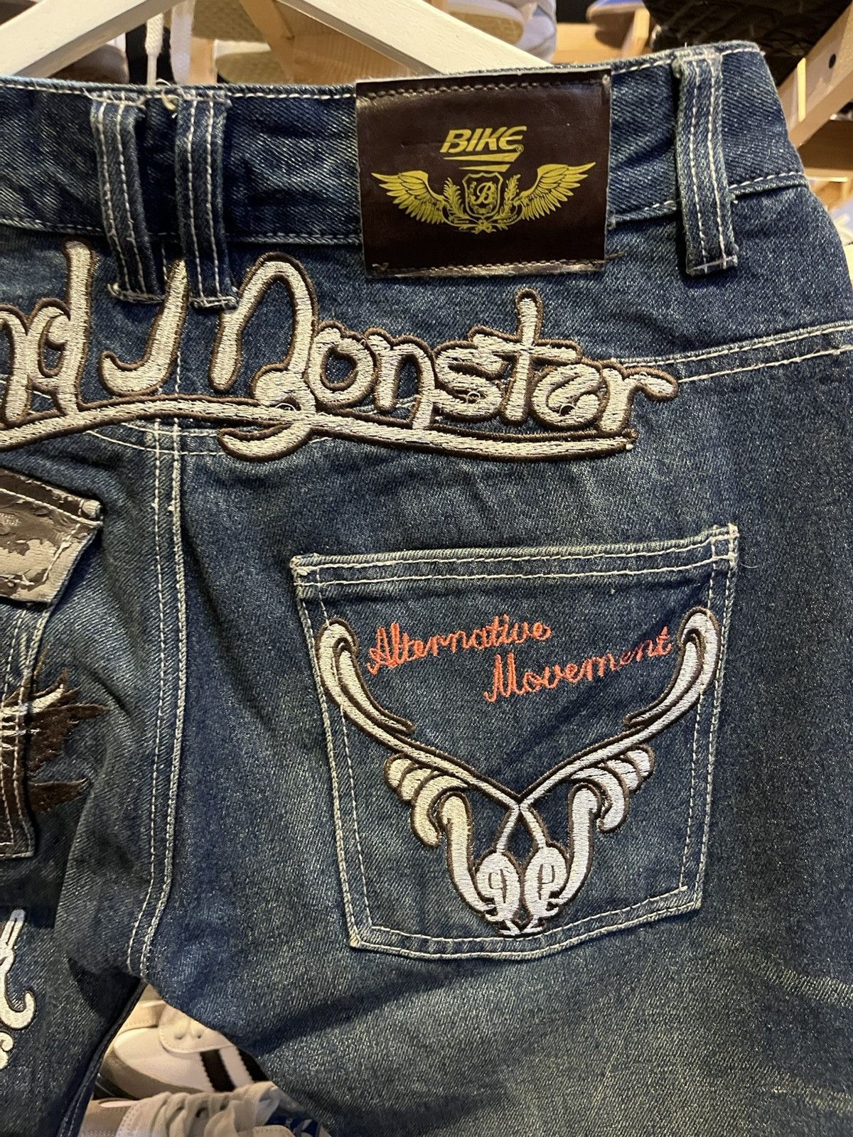 Jean × Vintage Bike Jeans Patchwork Skull Embroidered Size US 28 / EU 44 - 3 Thumbnail