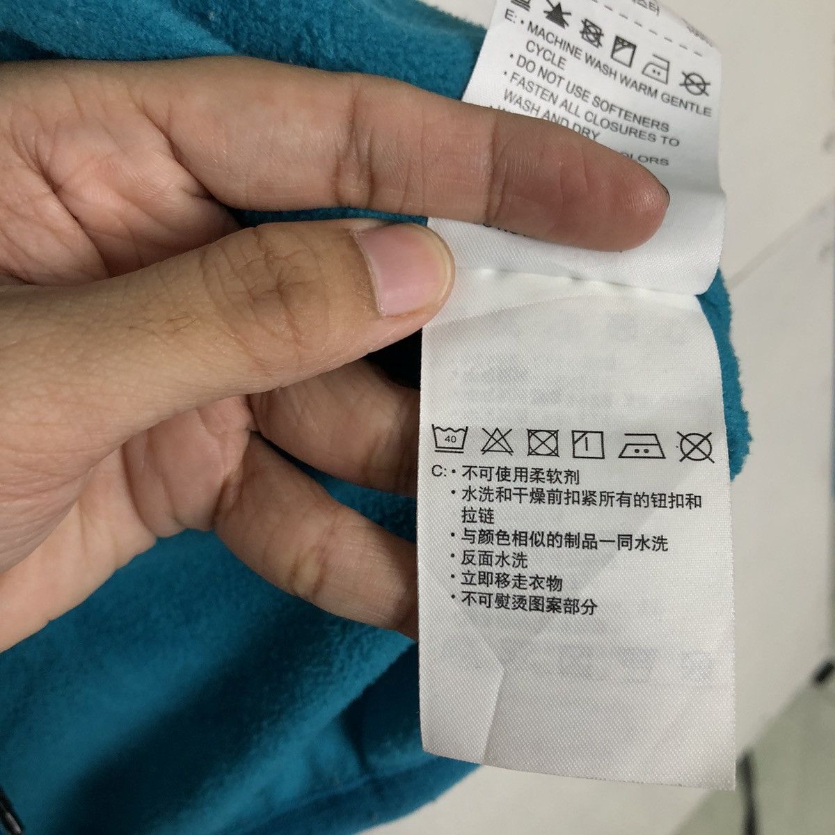 VINTAGE NIKE FLEECE JACKET RARE COLOUR STREETWEAR DESIGN