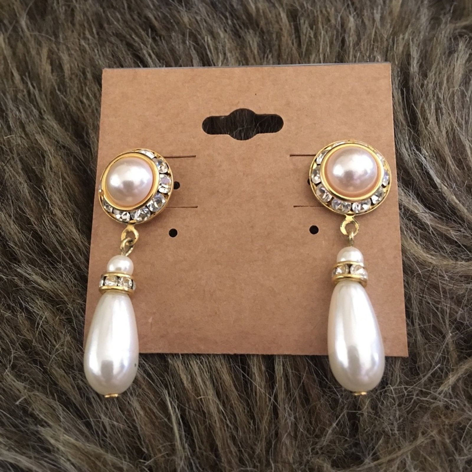 Vintage Vintage faux pearl and rhinestone dangle earrings Size ONE SIZE - 1 Thumbnail