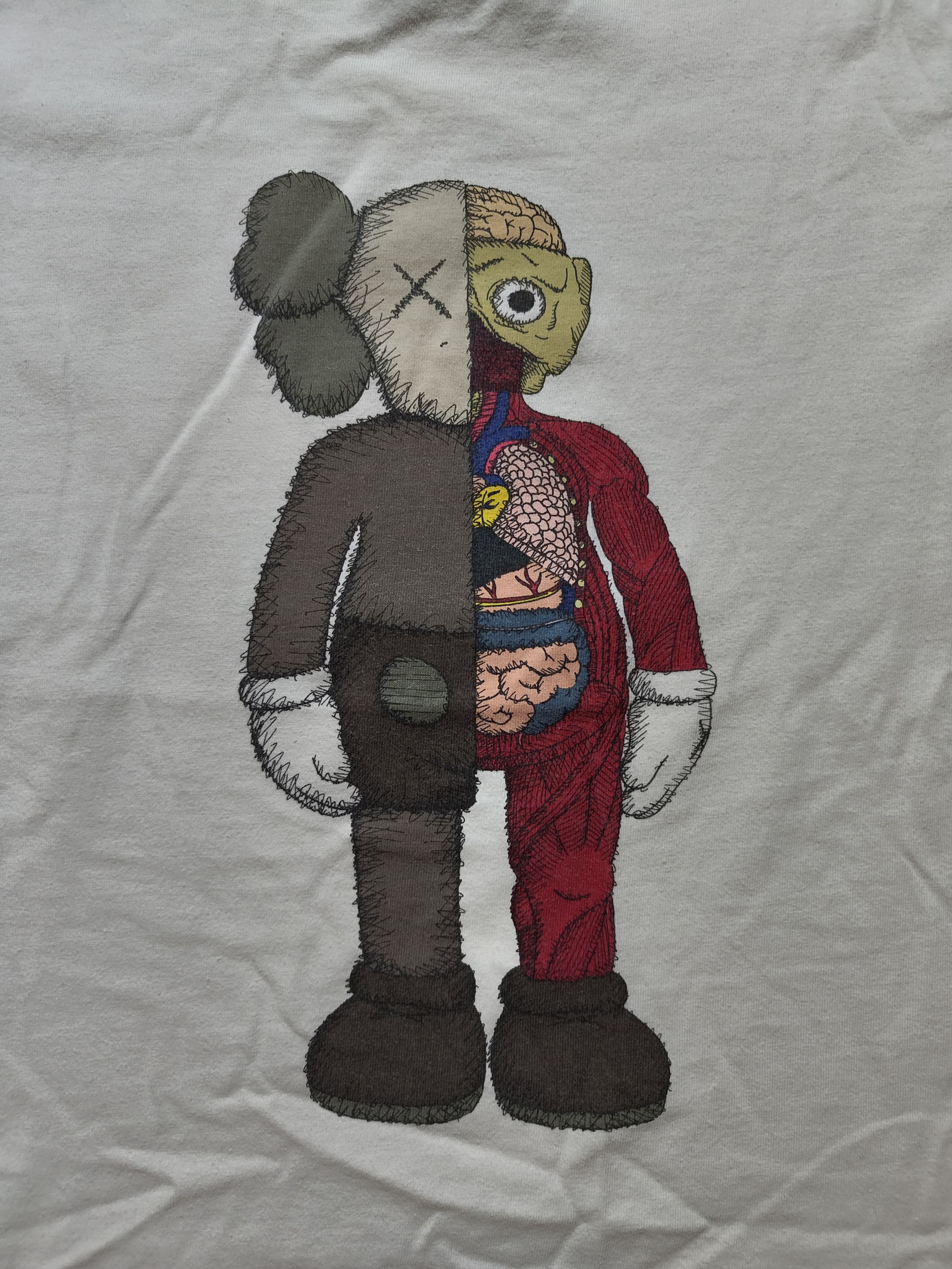 Kaws × Uniqlo Kaws x Uniqlo Flayed tee white Size US L / EU 52-54 / 3 - 3 Thumbnail