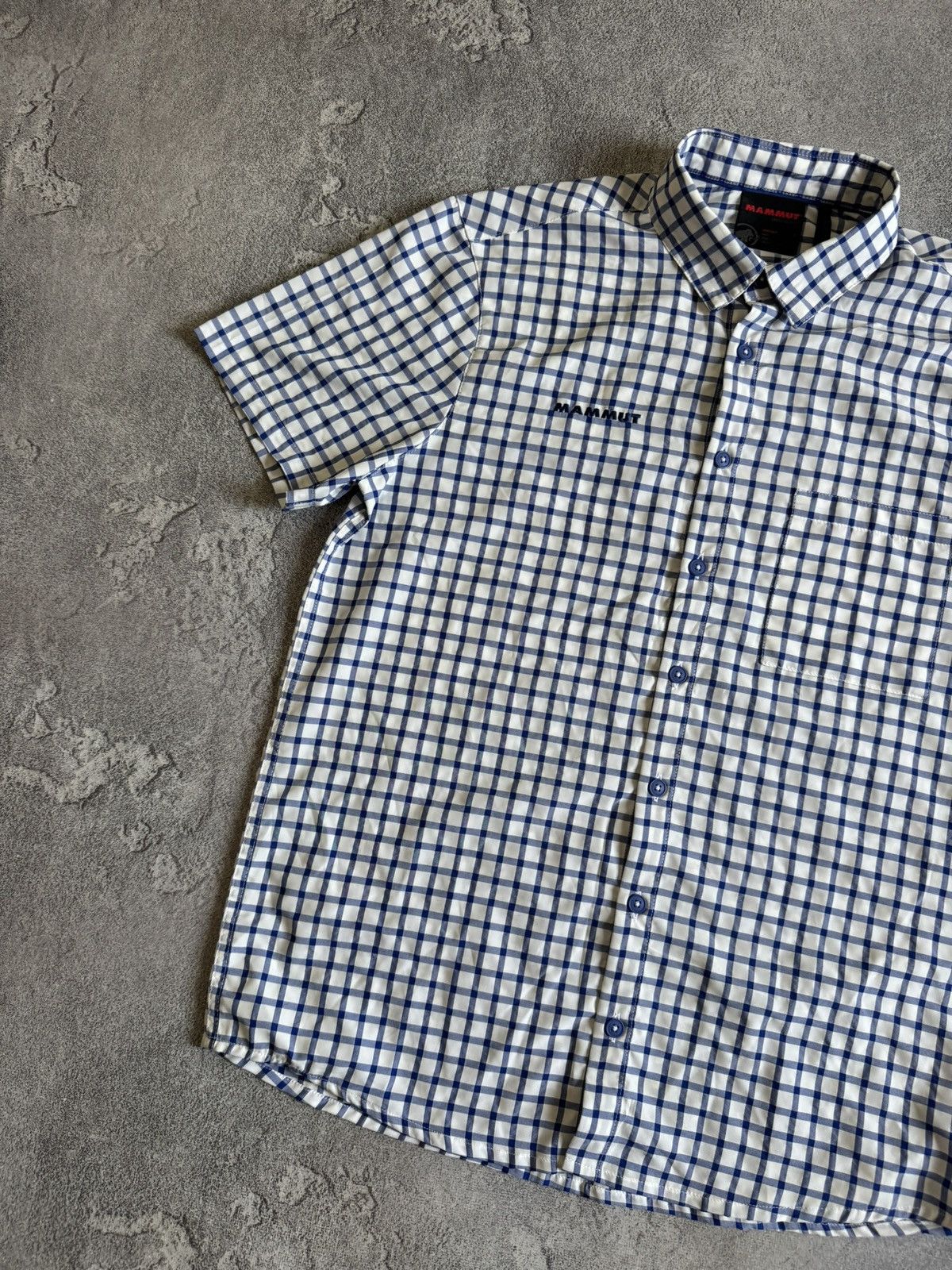 Mammut Mammut L/size Chekered shirt button up short sleeve outdoor Size US L / EU 52-54 / 3 - 10 Thumbnail