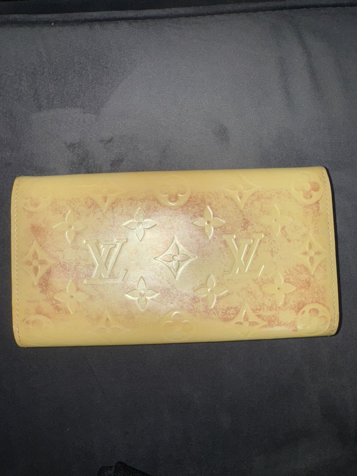Louis Vuitton Louis Vuitton Long Yellow Monogram Trifold Wallet Size ONE SIZE - 1 Thumbnail