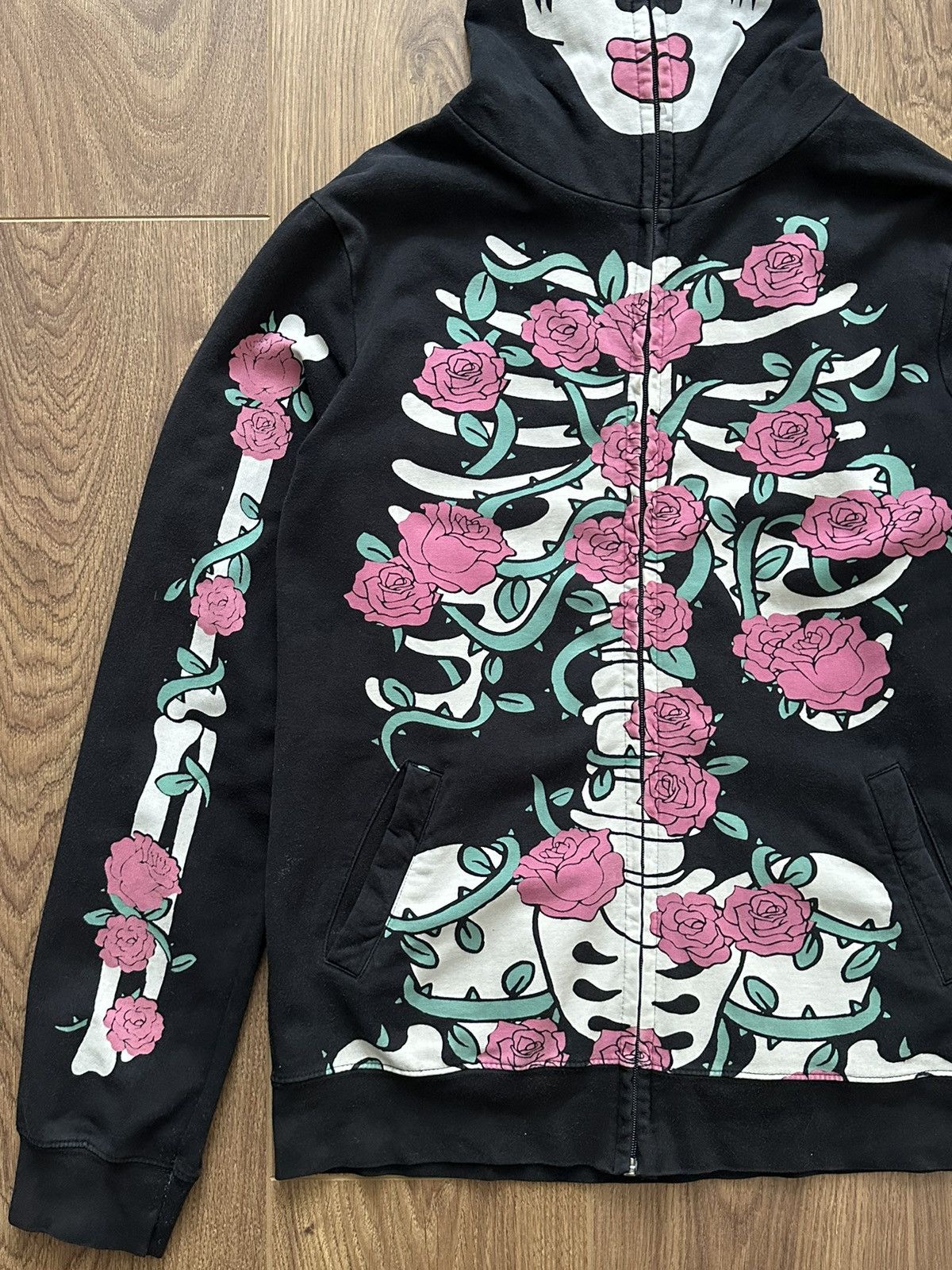 Japanese Brand × Vintage Vintage Skeleton Floral Pint Black Cotton Full Zip Hoodie Size M / US 6-8 / IT 42-44 - 4 Thumbnail