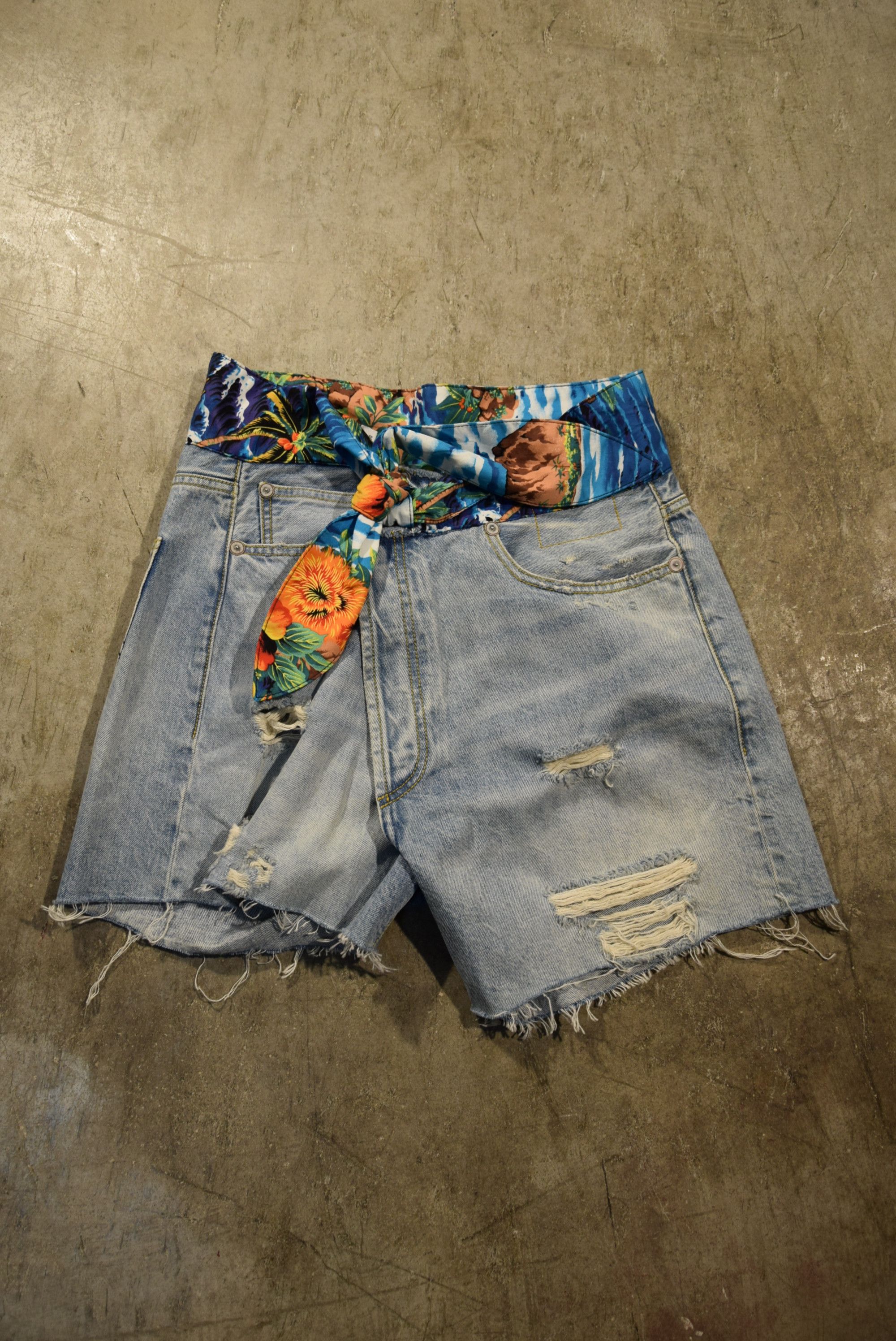 R13 TIE WAIST CROSSOVER SHORT