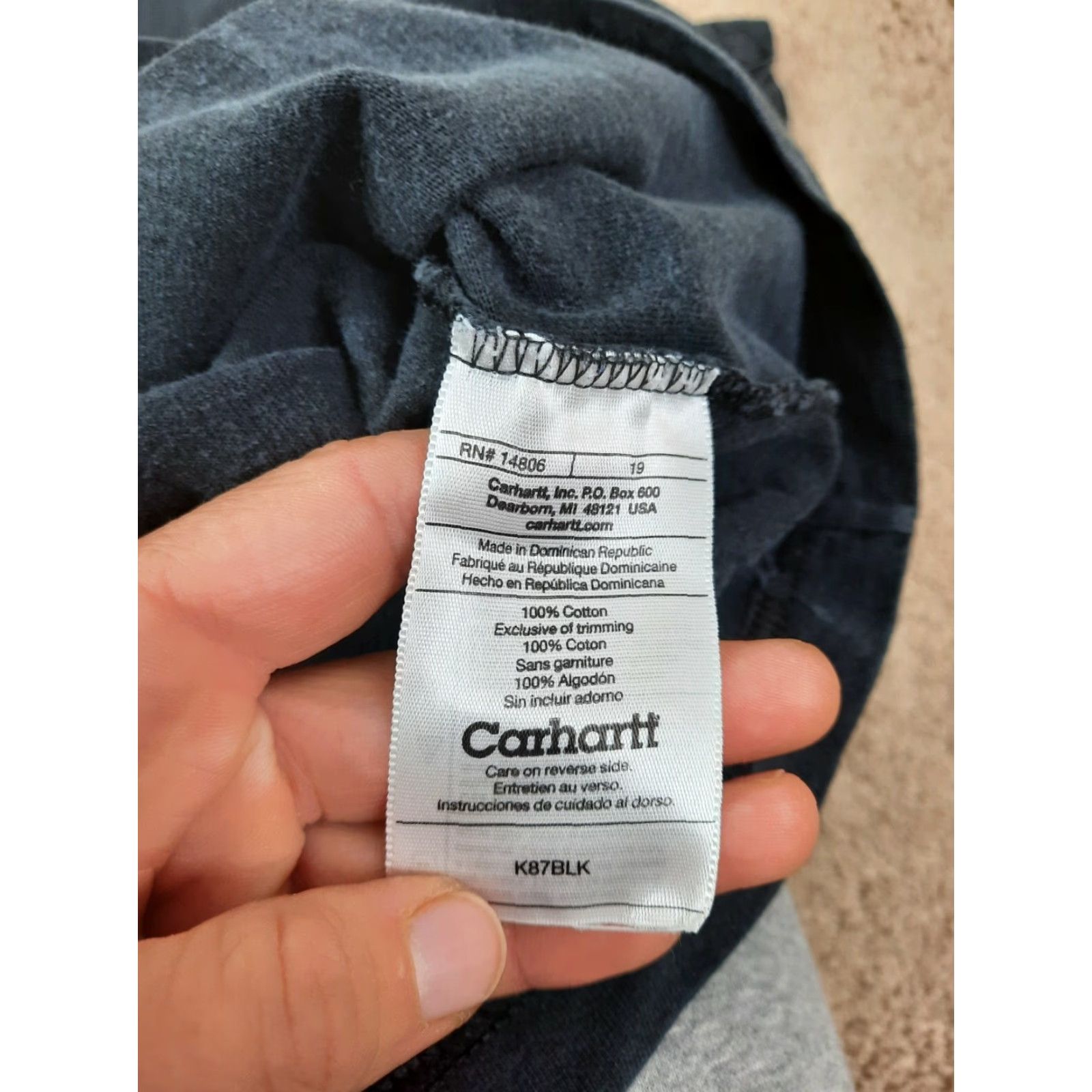 Carhartt VINTAGE Carhartt K87BLK Black Mens XL Crew Neck Work Tee T4S Size US XL / EU 56 / 4 - 3 Thumbnail