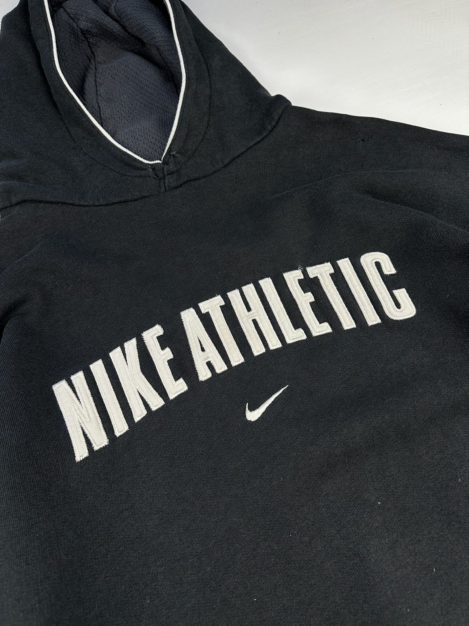 Nike Vintage Nike Athletic Hoodie big logo Centr swoosh size L Size US L / EU 52-54 / 3 - 4 Thumbnail